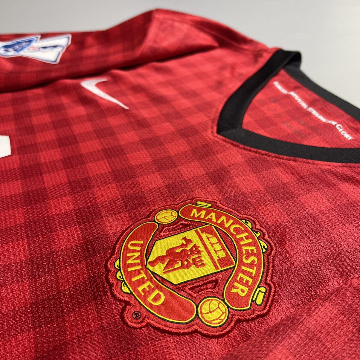 Nike × Vintage MANCHESTER UNITED NIKE 2012/2013 HOME JERSEY #20 VAN PERSIE Size US M / EU 48-50 / 2 - 5 Thumbnail