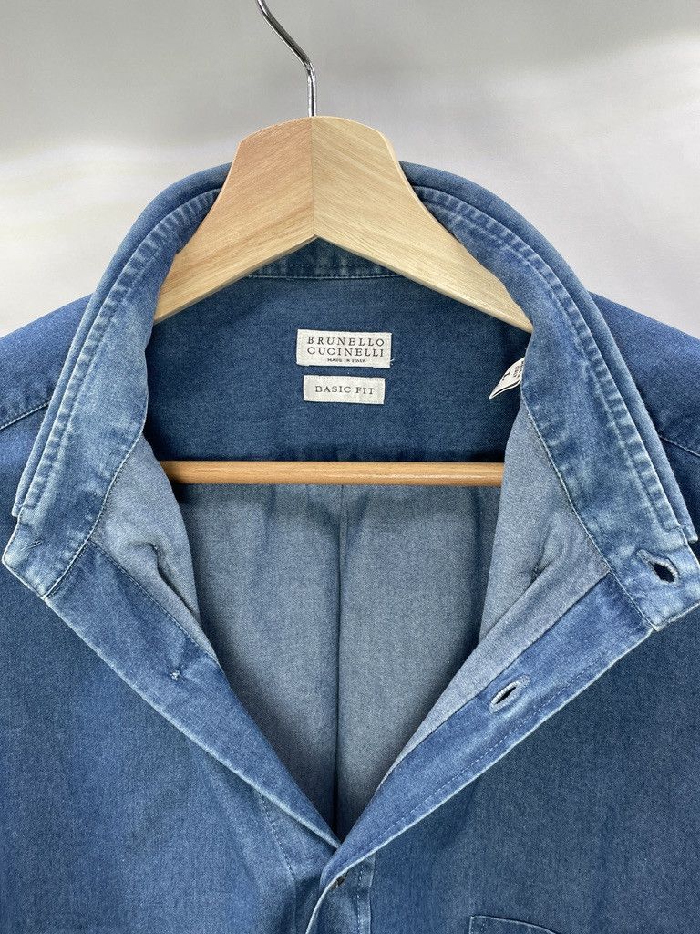 Brunello Cucinelli BRUNELLO CUCINELLI Basic Fit Distressed Denim Cotton Shirt Size US L / EU 52-54 / 3 - 12 Thumbnail