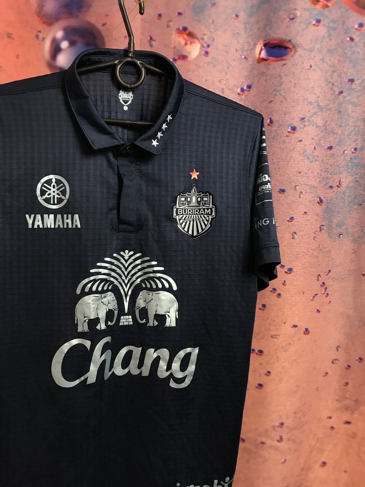 Vintage Buriram streetwear soccer jersey Size US S / EU 44-46 / 1 - 1 Thumbnail