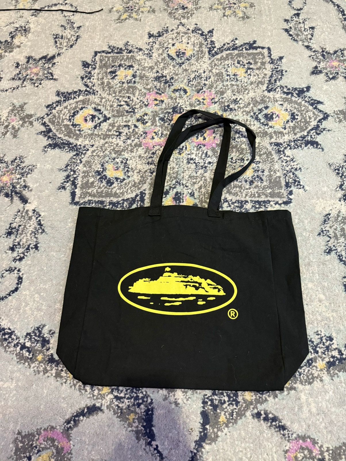 Corteiz ブラック トートバッグ Corteiz Honey Black Tote Bag x Nike – Takeoff Copenhagen