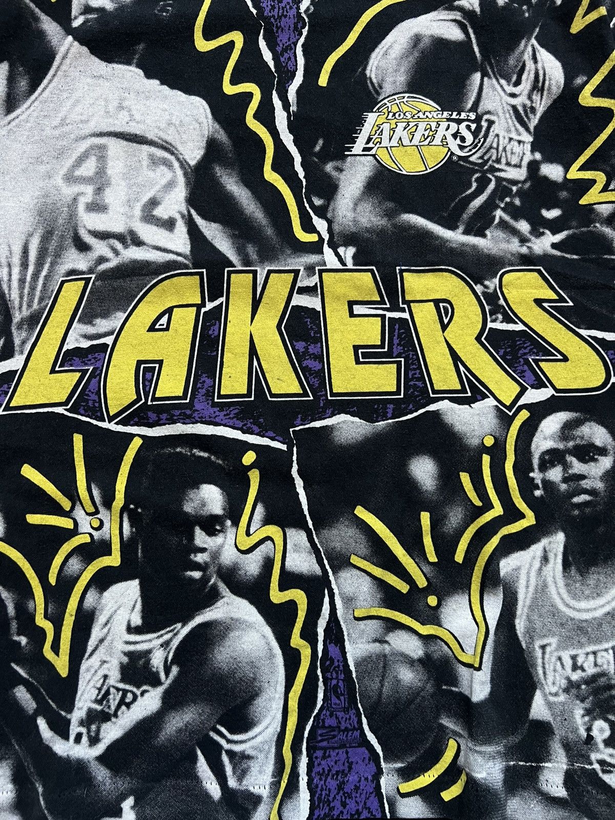 NBA Vintage Lakers Los Angeles NBA All Over Print T-shirt 90’s Size US M / EU 48-50 / 2 - 10 Thumbnail