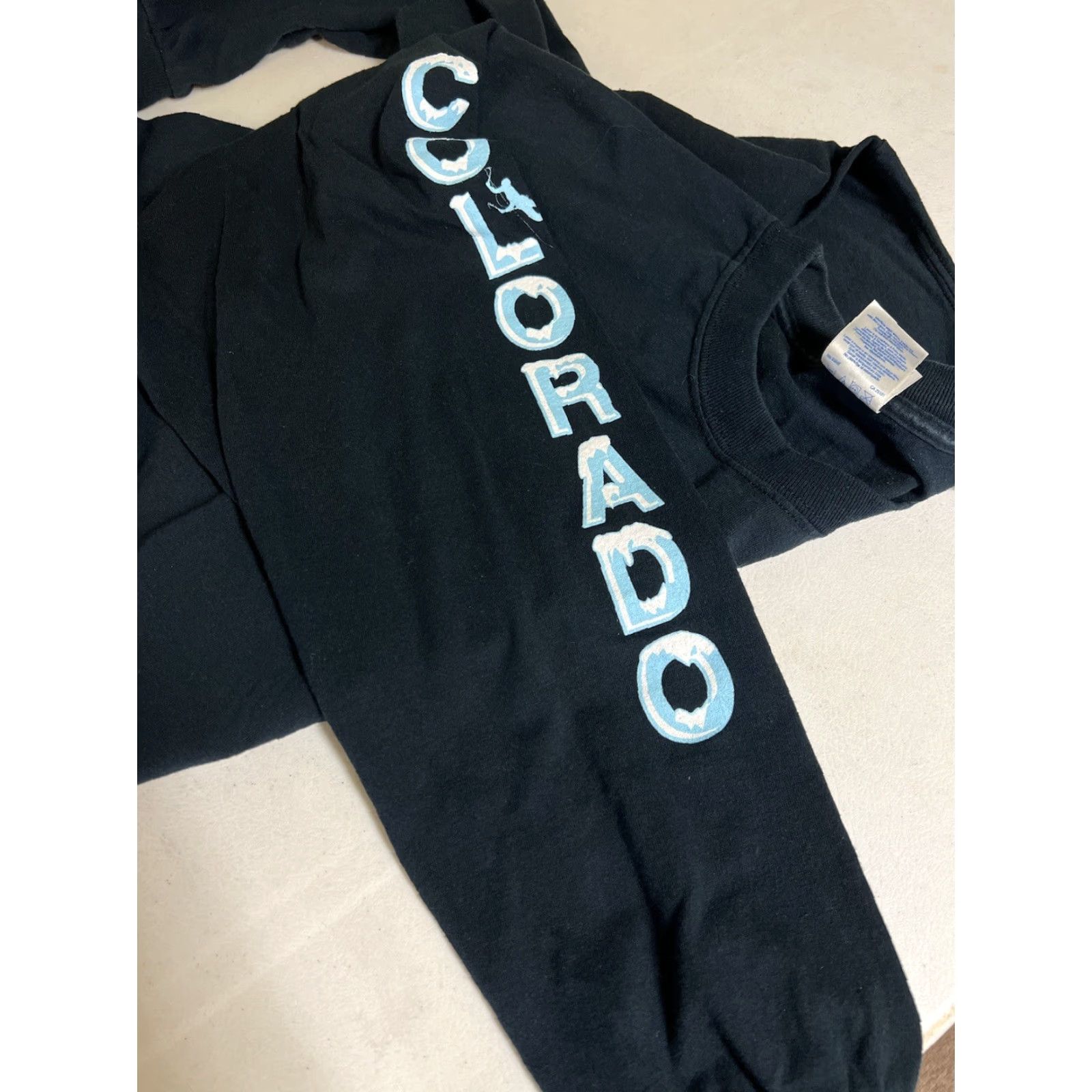 Gildan Mens XL Ouray Colorado Black Long Sleeve Black T-shirt Graphic Size US XL / EU 56 / 4 - 4 Thumbnail