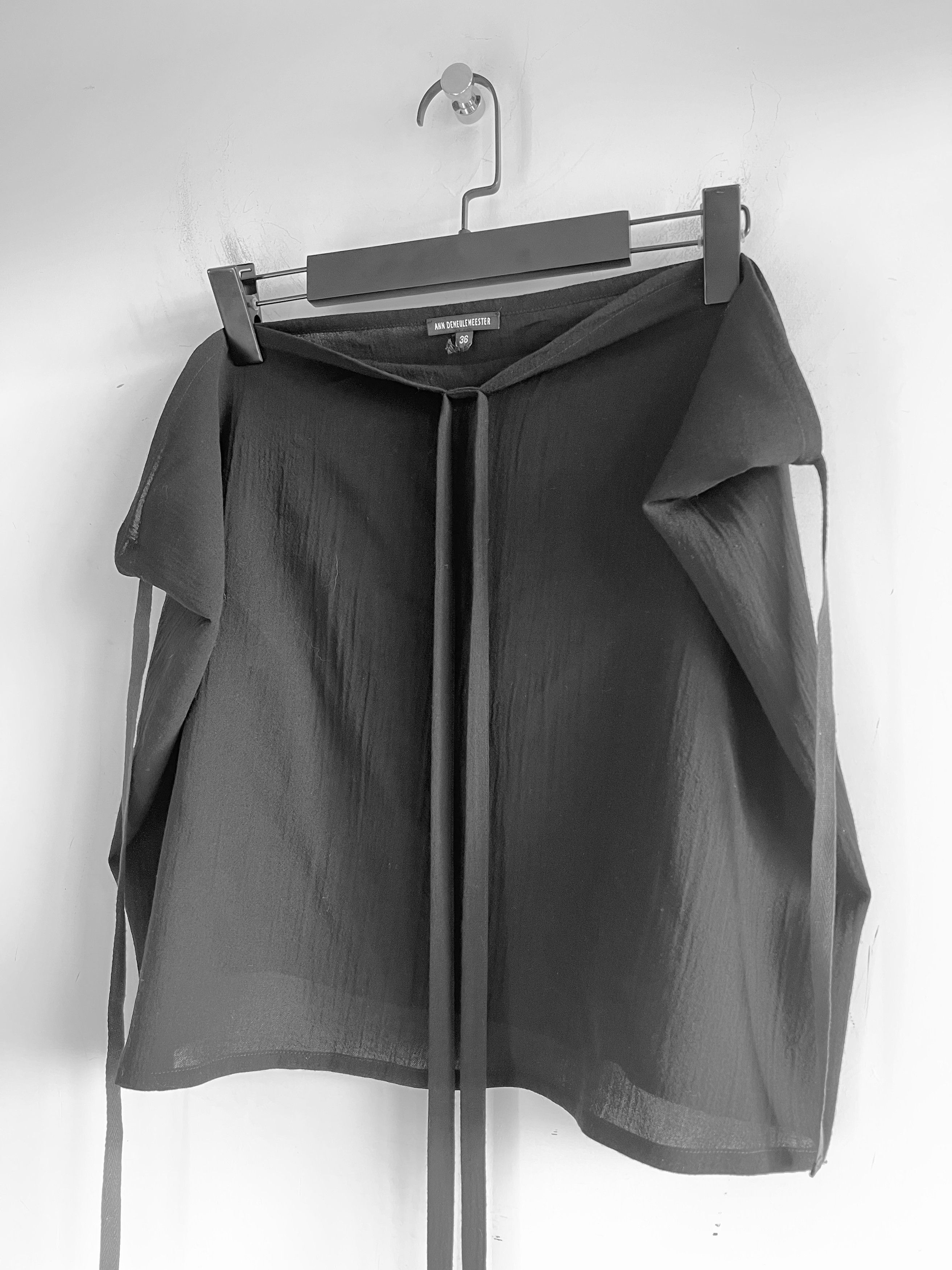 Ann Demeulemeester Ann Demeulemeester - VIRGIN WOOL Wrap Mini Skirt Size 36" / US 14 / IT 50 - 4 Thumbnail