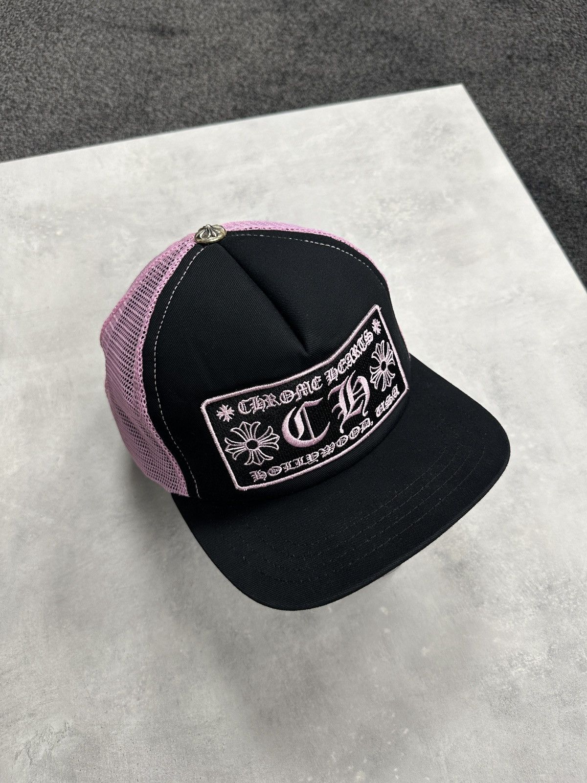 Chrome Hearts Chrome Hearts CH Hollywood Trucker Cap Black Pink Size ONE SIZE - 2 Thumbnail