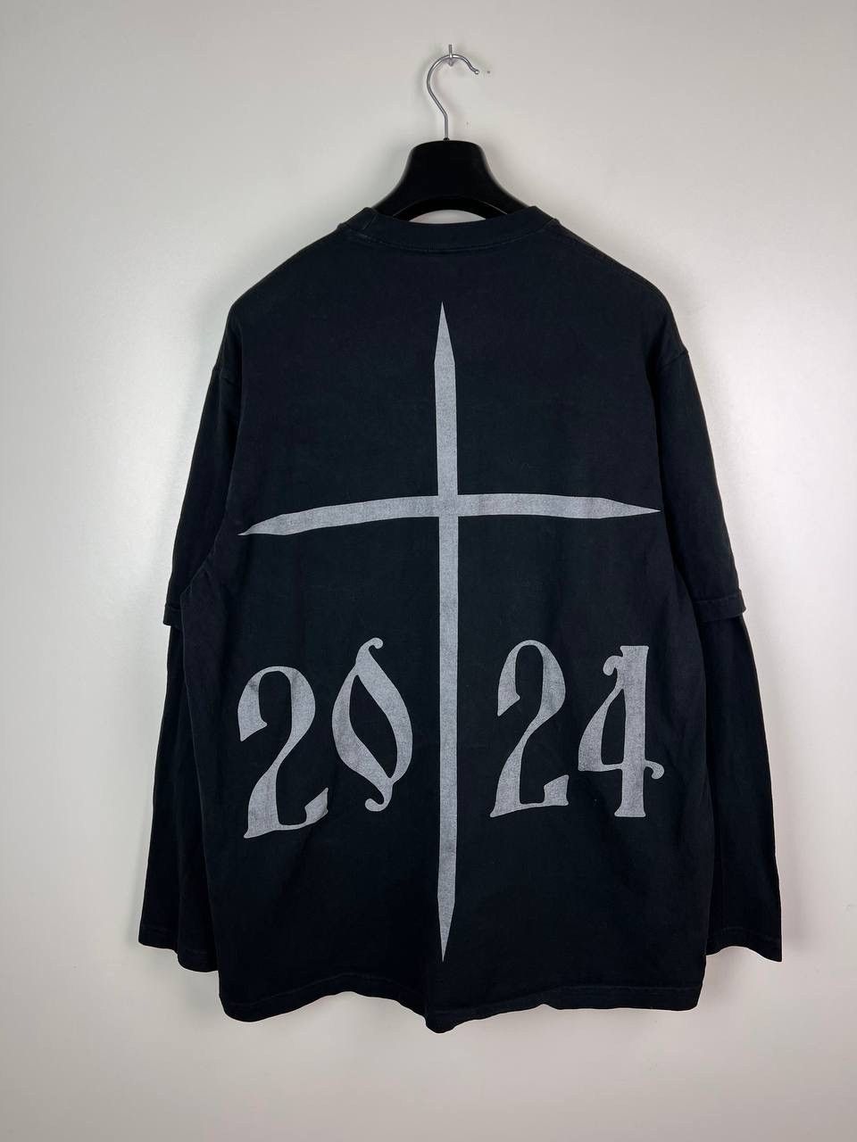 Kanye West Kanye West donda presidential 2024 long sleeve size M Size US M / EU 48-50 / 2 - 2 Thumbnail
