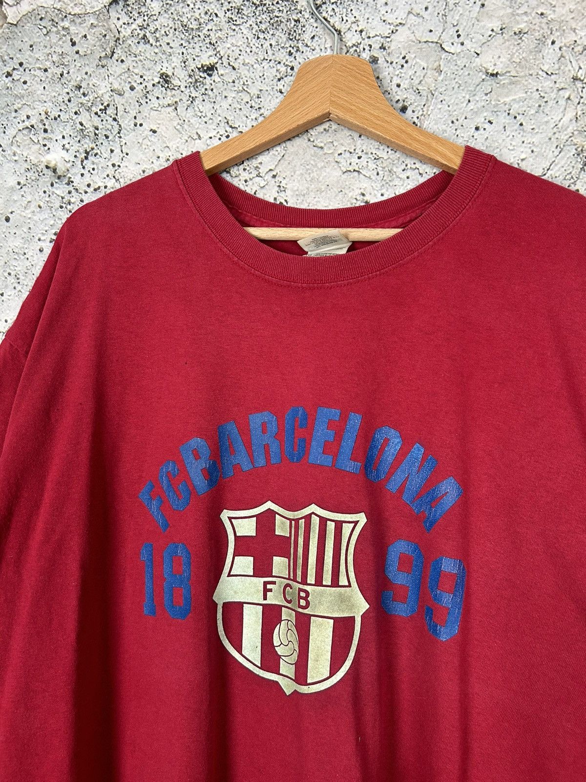 Vintage Vintage FC Barcelona Football Graphic Tee Soccer Jersey 90s Size US XL / EU 56 / 4 - 3 Thumbnail