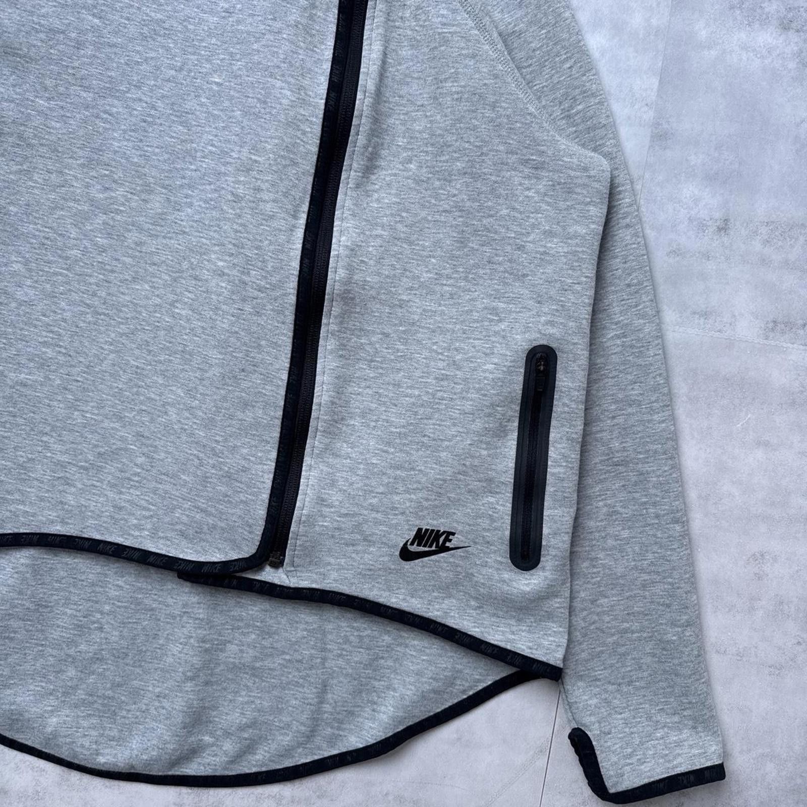 Nike Y2K Nike Tech Gray Hoodie Fleece Women’s Jacket Size M / US 6-8 / IT 42-44 - 6 Thumbnail