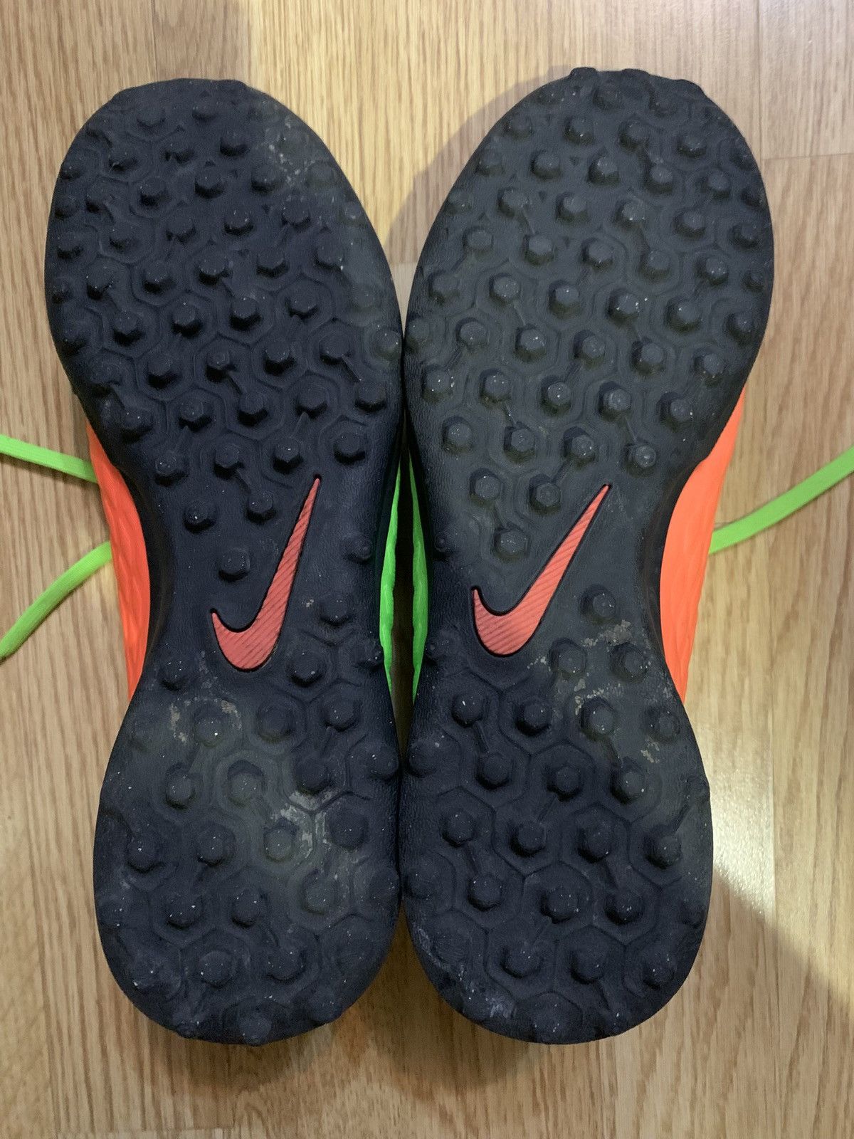 Nike Nike Hypervenom Size US 8 / EU 41 - 2 Thumbnail