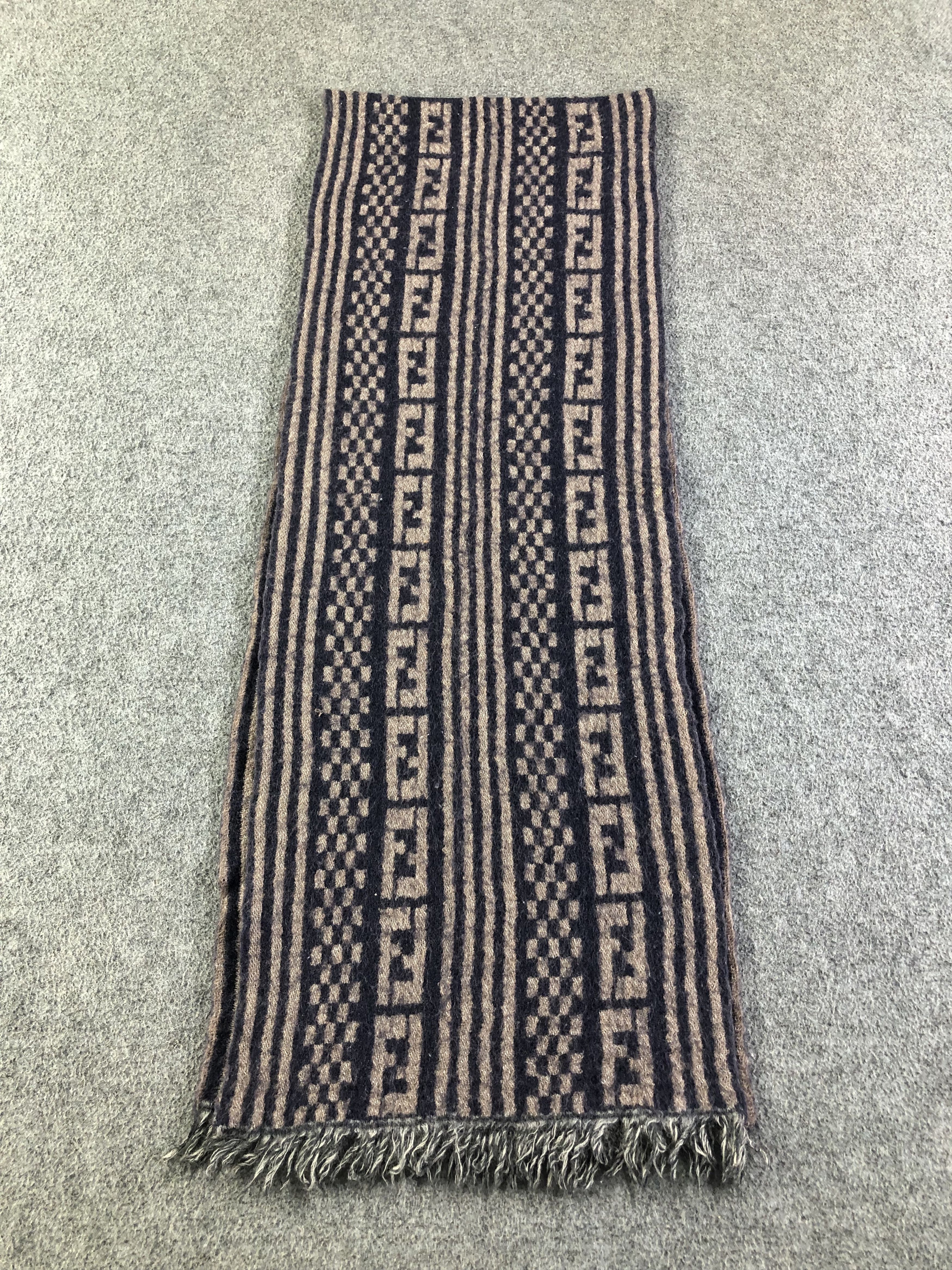 Vintage Fendi Monogram Wool Scarf / Muffler / Neckwear SS1305 Size ONE SIZE - 3 Thumbnail