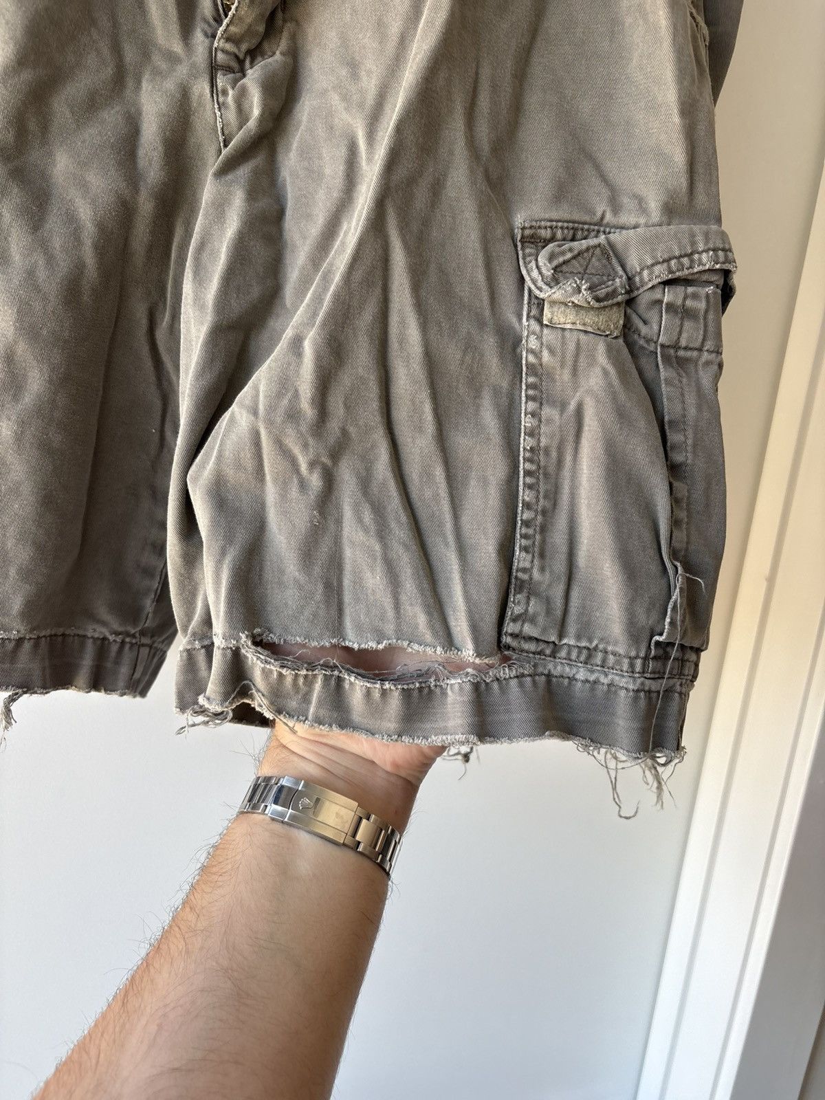 Vintage Vintage ‘90s THRASHED Old Navy Shorts Size US 34 / EU 50 - 2 Thumbnail