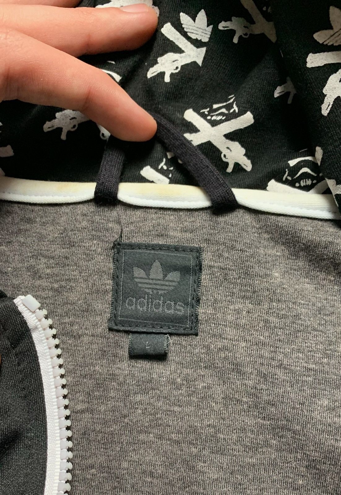 Adidas × Star Wars × Vintage Vintage Adidas x Star Wars zip hoodie size L black rare Size US L / EU 52-54 / 3 - 9 Thumbnail