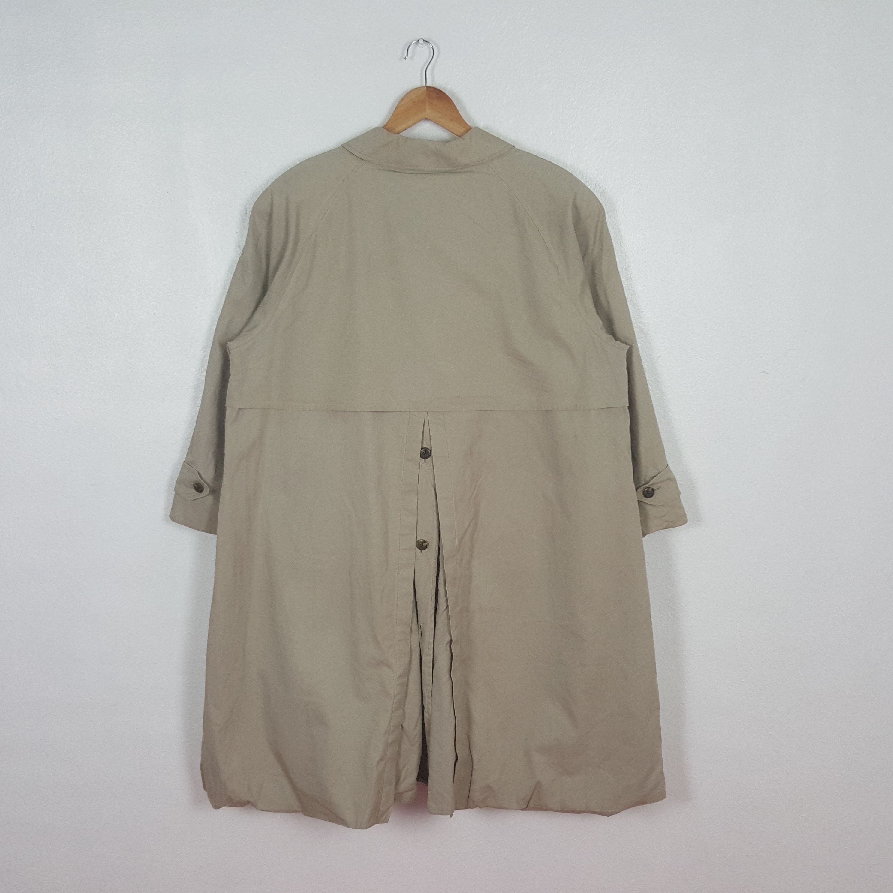 Burberry Vintage Burberry Italian Brand Trench Jacket C309N2 Size US L / EU 52-54 / 3 - 3 Thumbnail
