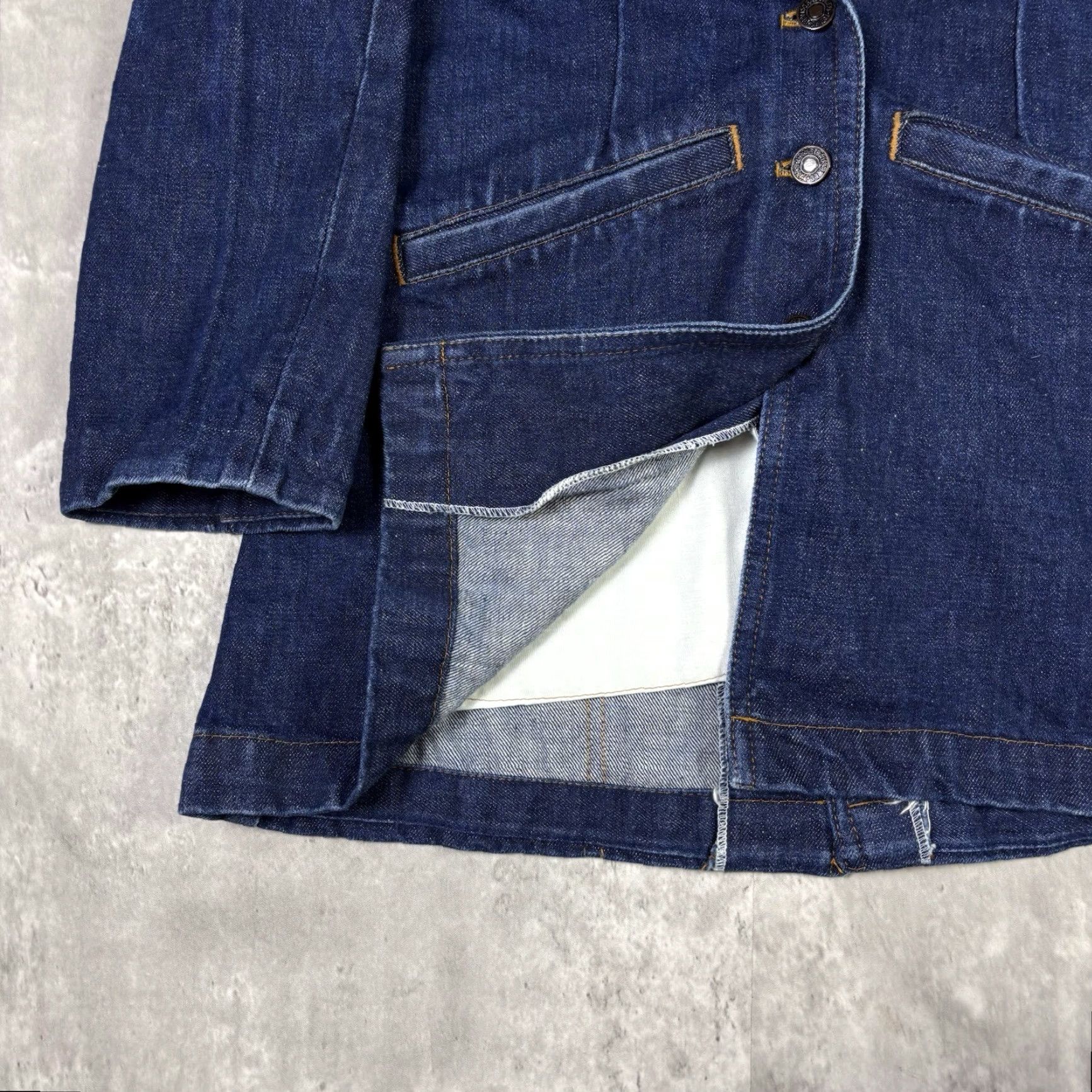 Levi's VINTAGE Levi's Denim Blazer Jacket Women's Small 70s 80s Dark Wash Blue Cotton Mid-Length Button Casual Size S / US 4 / IT 40 - 4 Thumbnail