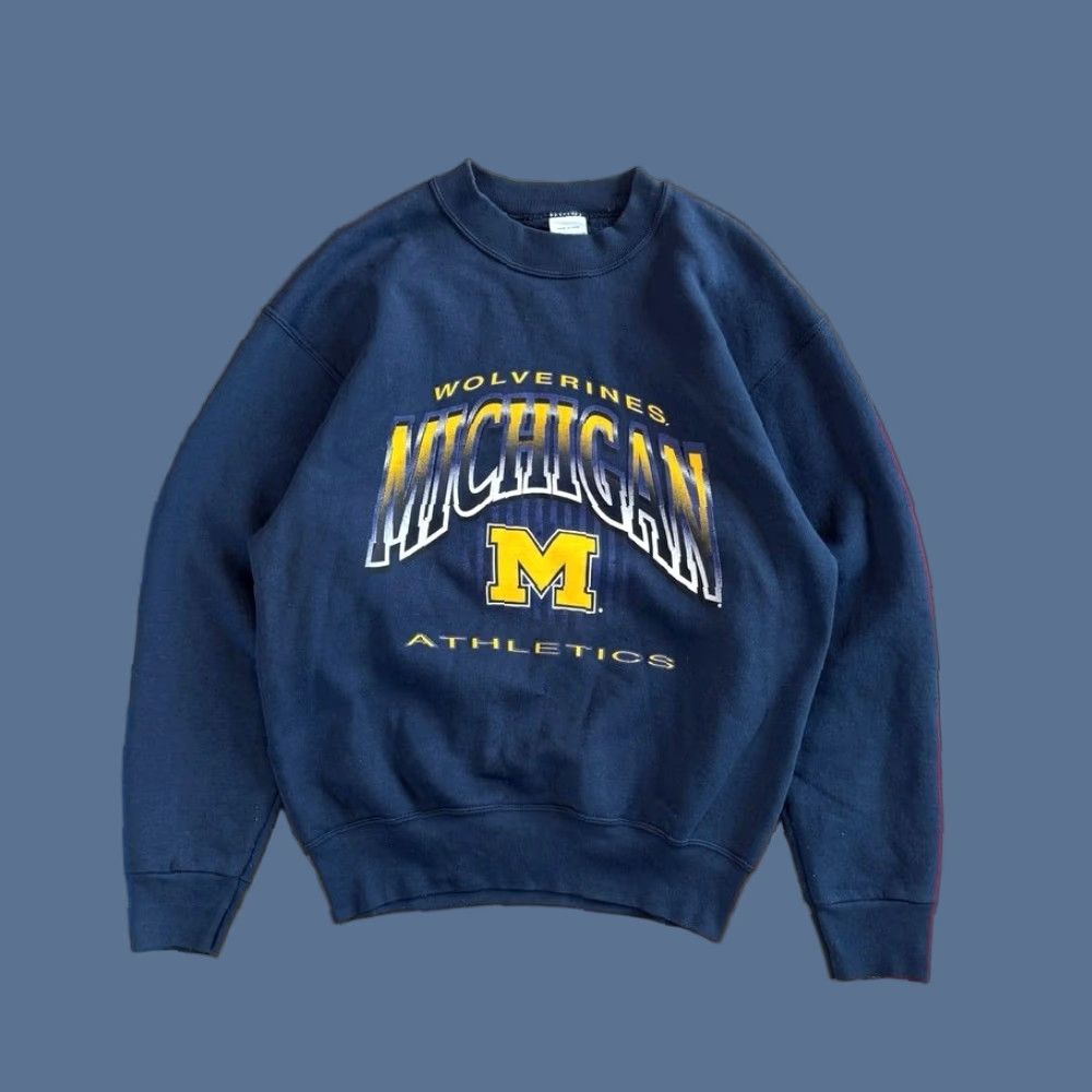 Vintage VINTAGE University Of Michigan Wolverines Crewneck Sweatshirt Men M Blue 90s College Sports Pullover Sweatshirt Size US M / EU 48-50 / 2 - 1 Thumbnail