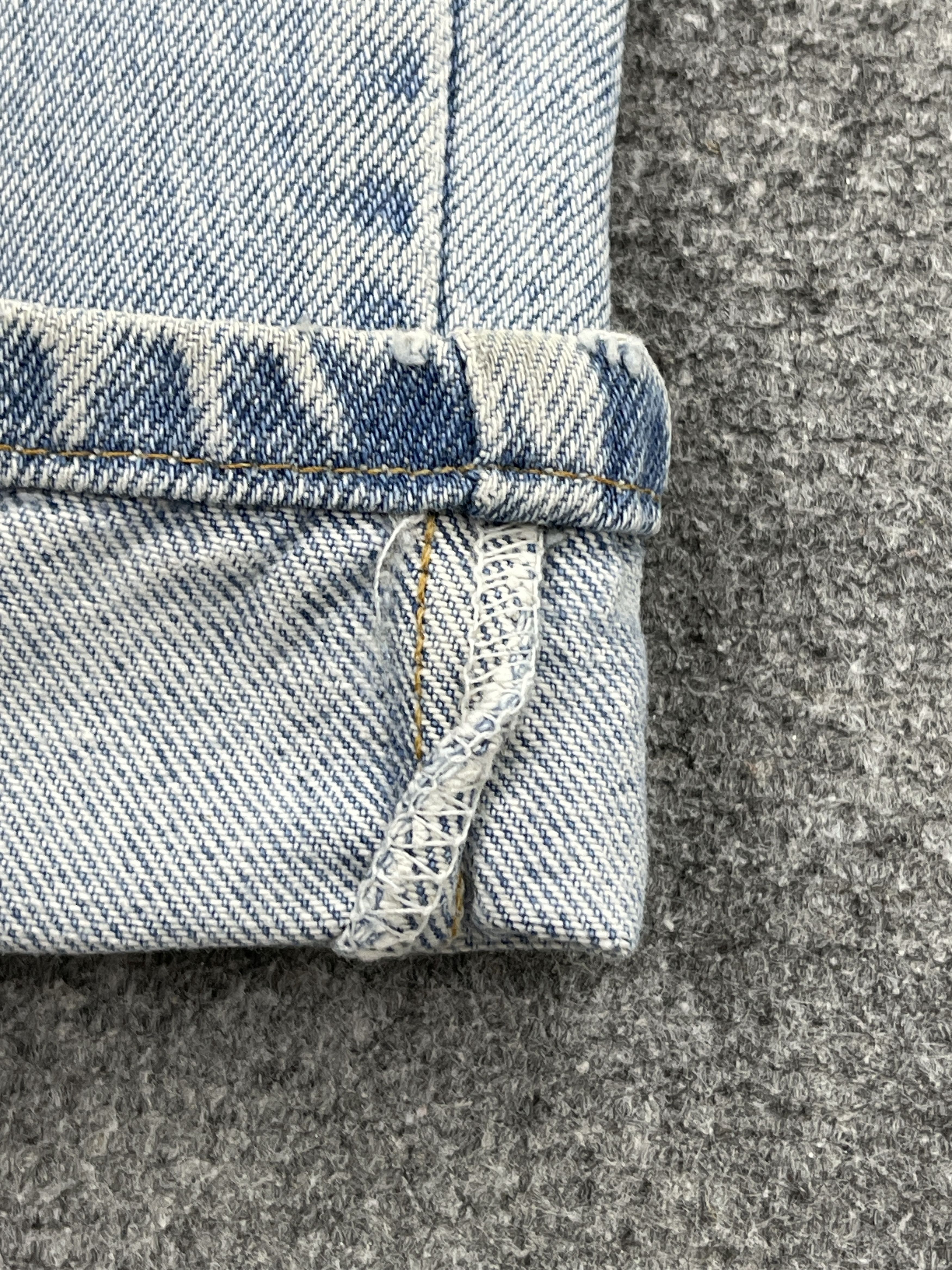 Levi's 90s Vintage Levis 540 Relaxed Light Washed Jeans DP2499 Size US 42 / EU 58 - 9 Thumbnail