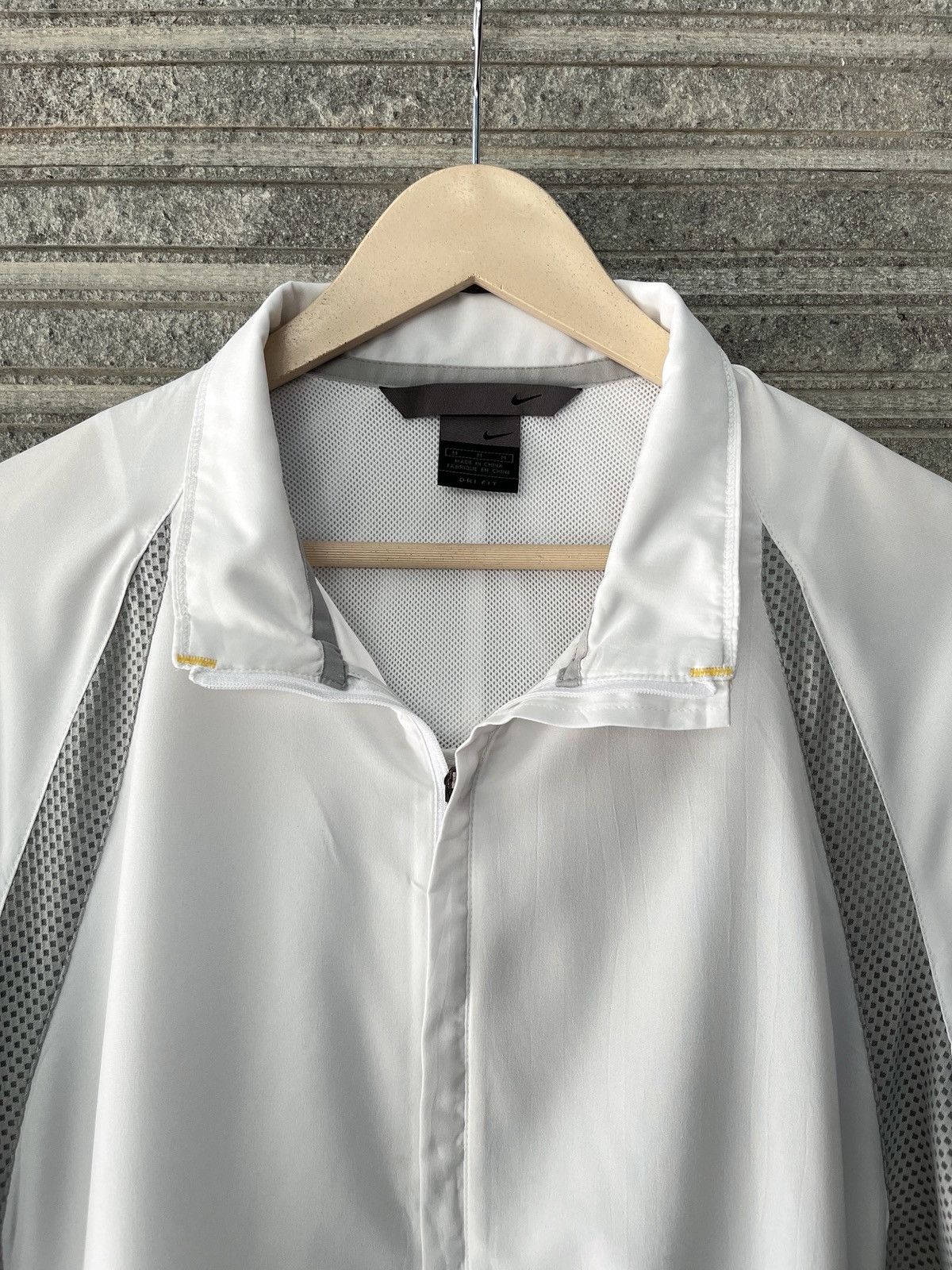 Nike Vintage Nike Dri Fit Tech Training Zipper Shirts Size US M / EU 48-50 / 2 - 7 Thumbnail