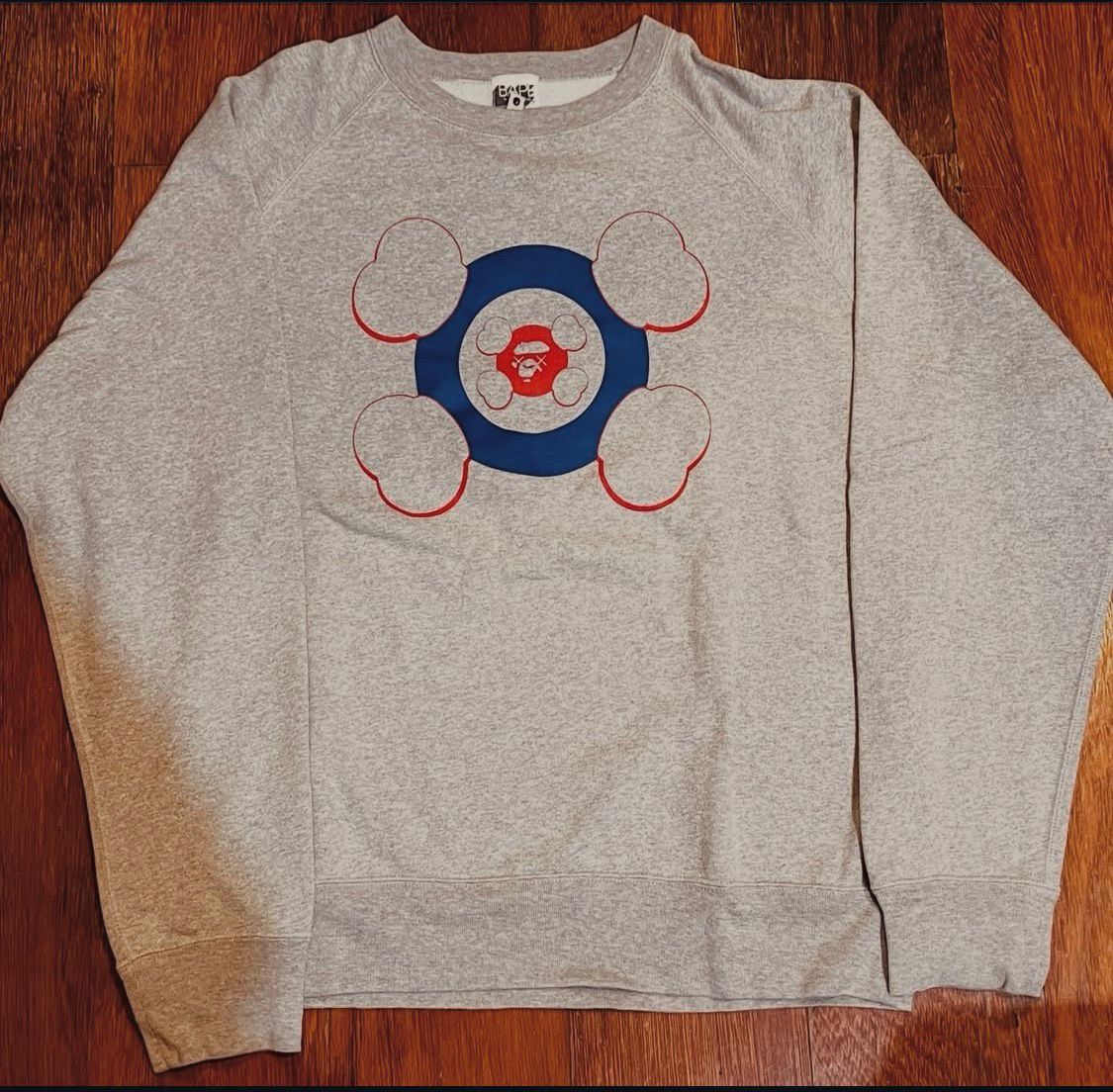 Bape × Kaws Bape x Kaws Crewneck Size US M / EU 48-50 / 2 - 1 Thumbnail