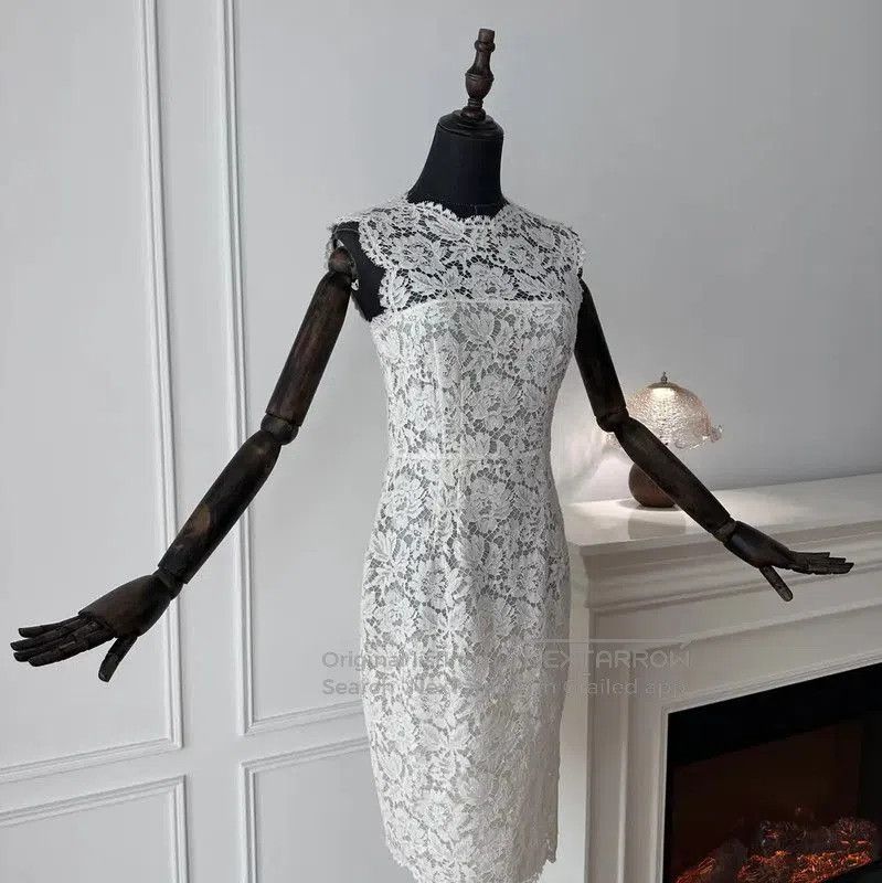 Valentino Valentino White Lace Women's Dress . Size S / US 4 / IT 40 - 2 Thumbnail