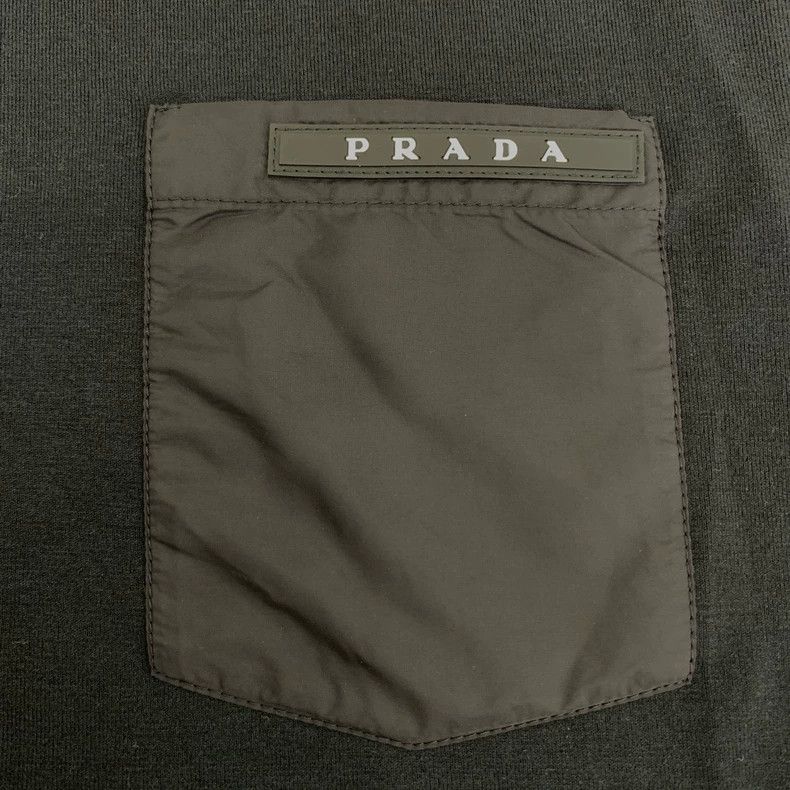 Prada Prada Logo letter dark blue round-neck cotton short-sleeved Size US S / EU 44-46 / 1 - 5 Thumbnail