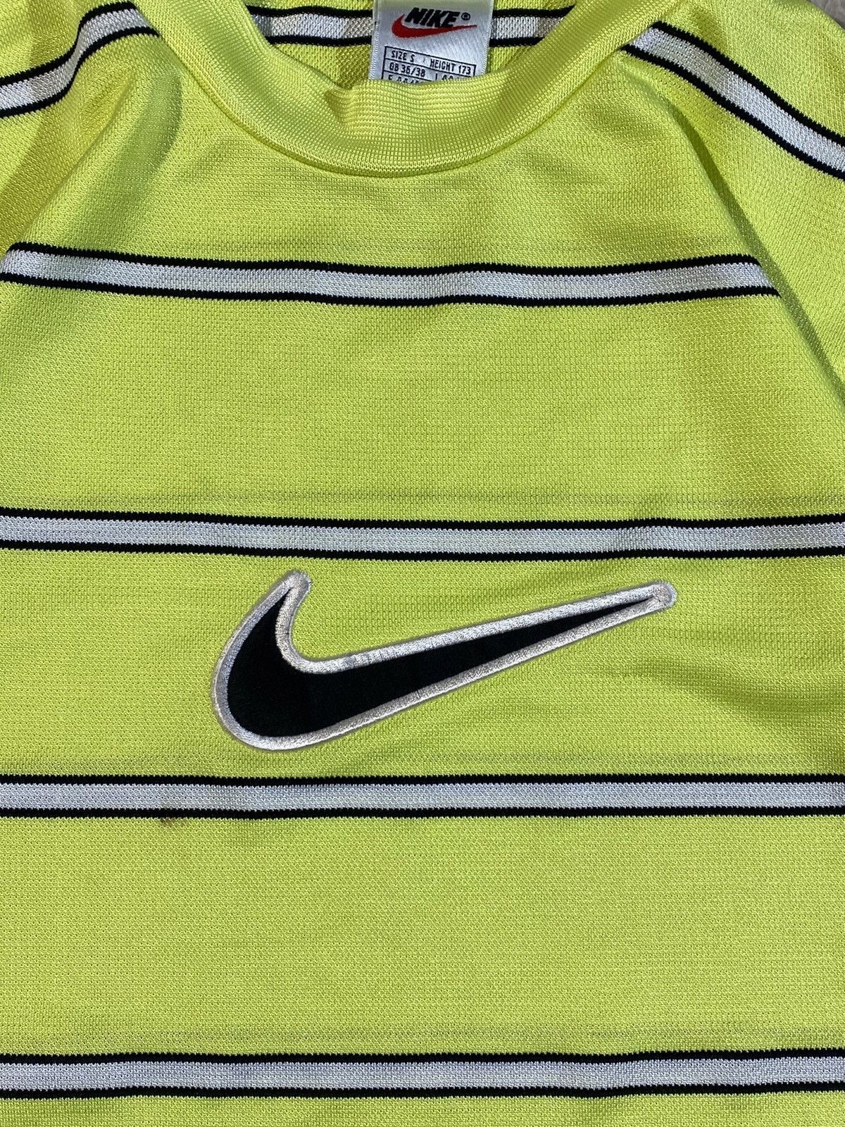 Nike × Vintage Vintage 90s Nike y2k hype deep green swoosh logo t-shirt Size US S / EU 44-46 / 1 - 4 Thumbnail