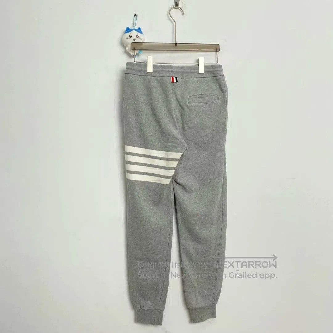 Thom Browne thom browne gray sweatpants with stripes. Size US 28 / EU 44 - 4 Thumbnail