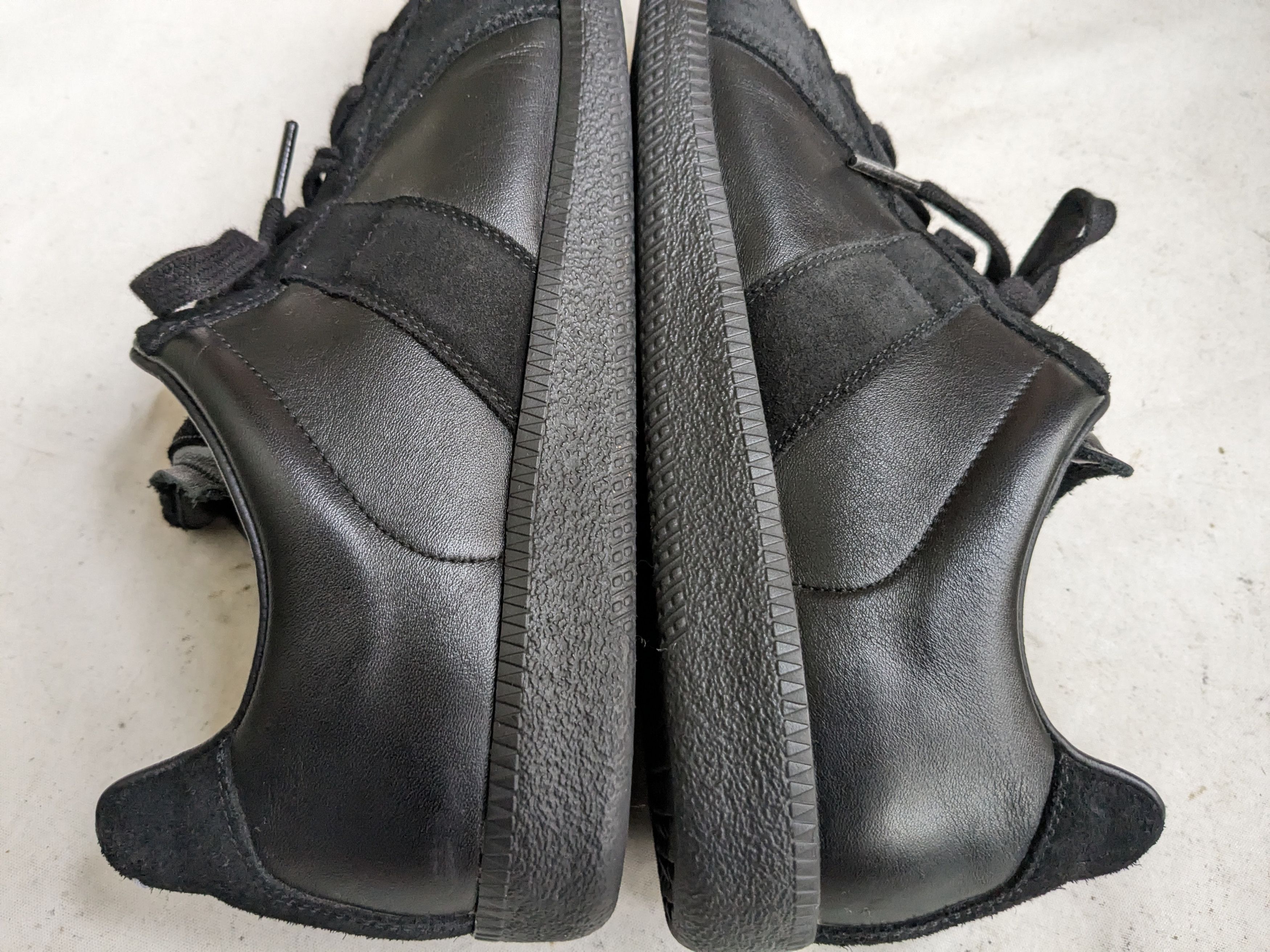 Maison Margiela Maison Margiela Replica GAT Black 10 43 Low Tops Size US 10 / EU 43 - 7 Thumbnail