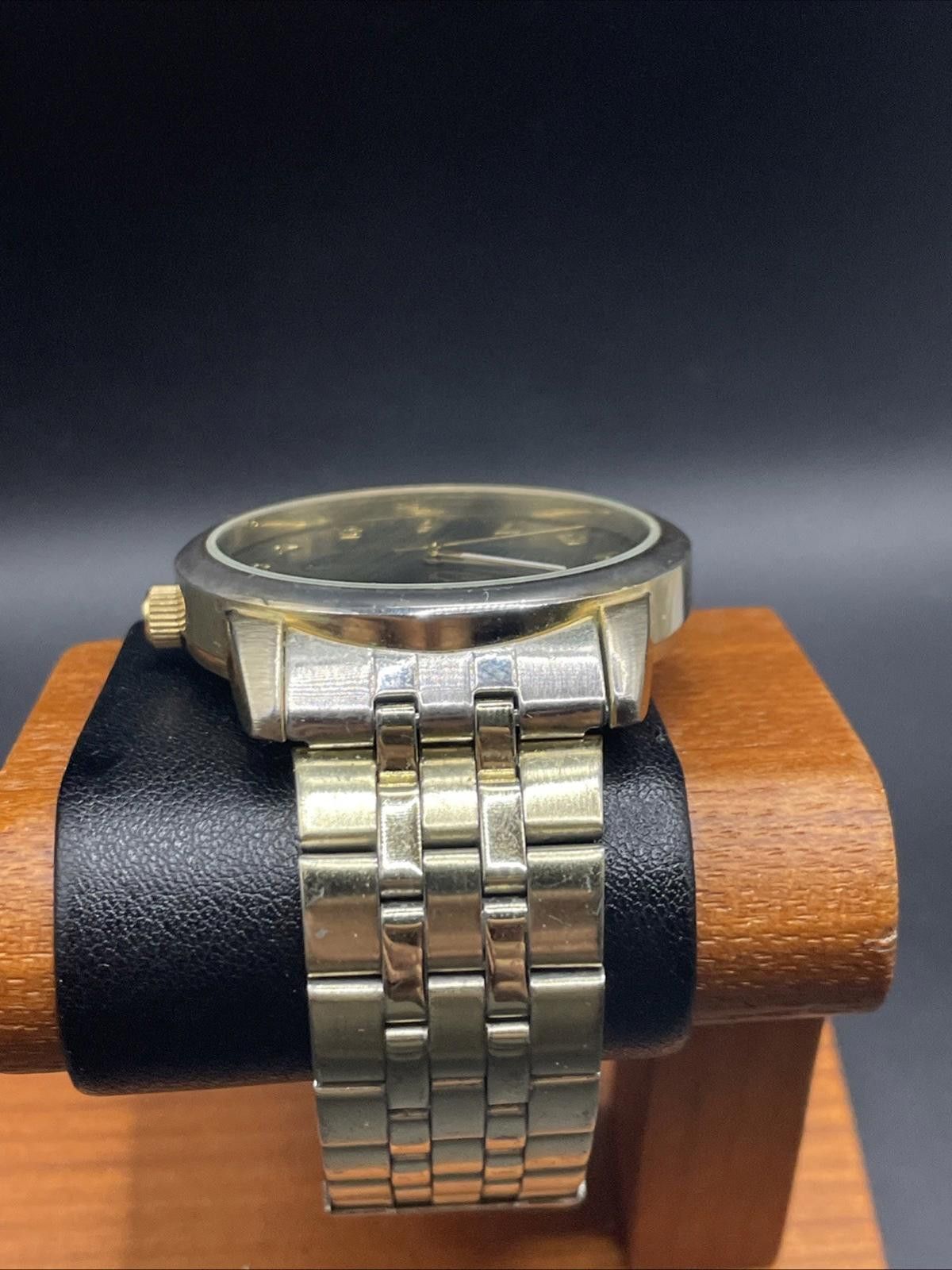 Designer Eclipse Gold Tone Black Dial Just Date Quartz Watch New Bat Size ONE SIZE - 3 Thumbnail