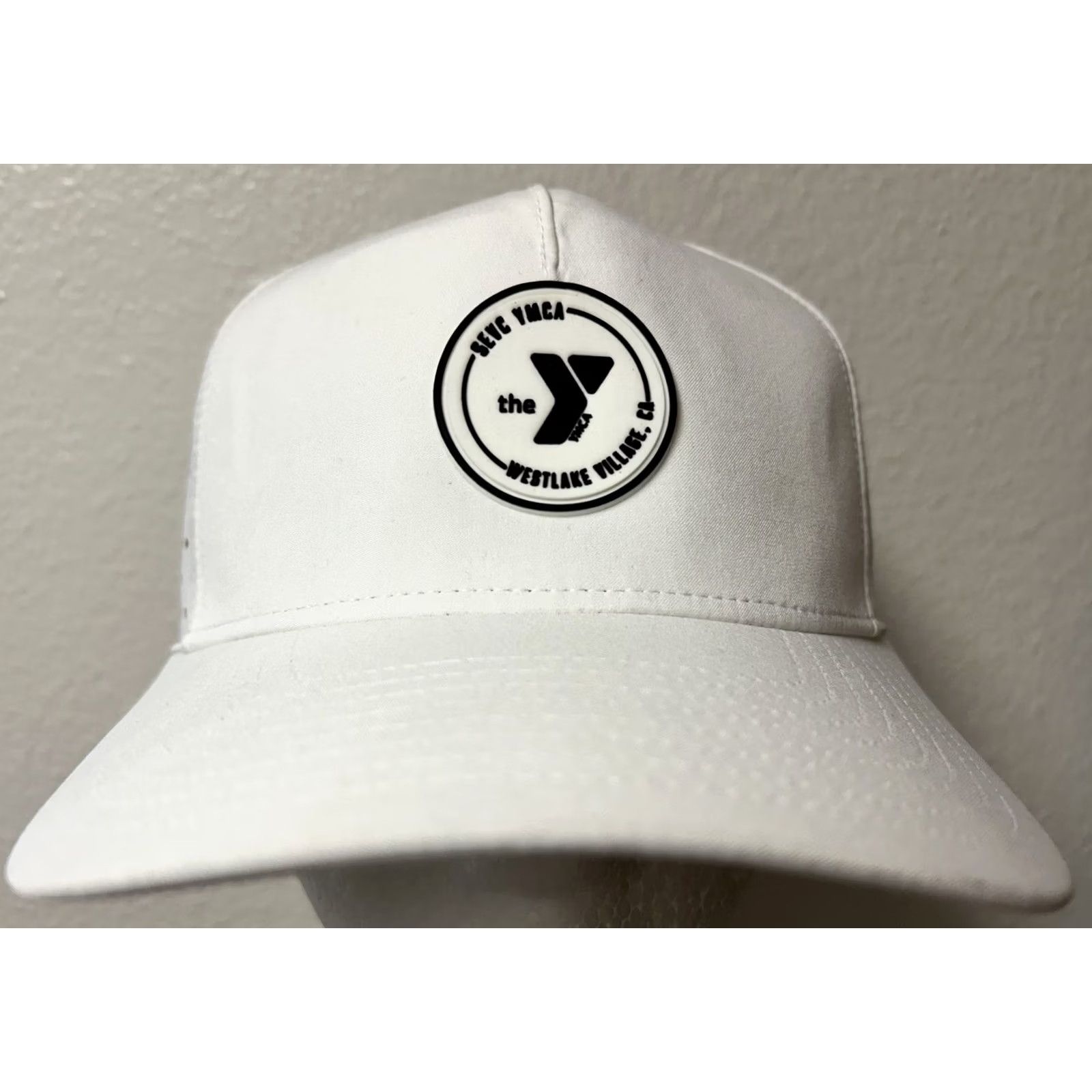 Vintage Westlake Village YMCA Swannies Golf Snapback Hat Cap White Men One Size Adjustable Breathable Cap Size ONE SIZE - 2 Thumbnail