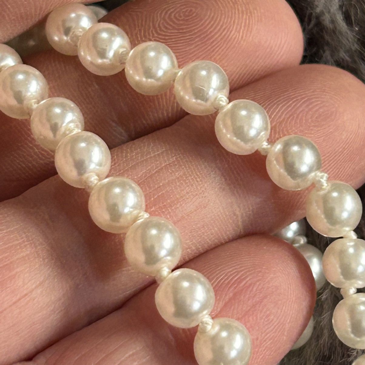 Vintage Vintage 6mm hand knotted white glass pearl necklace Size ONE SIZE - 7 Thumbnail