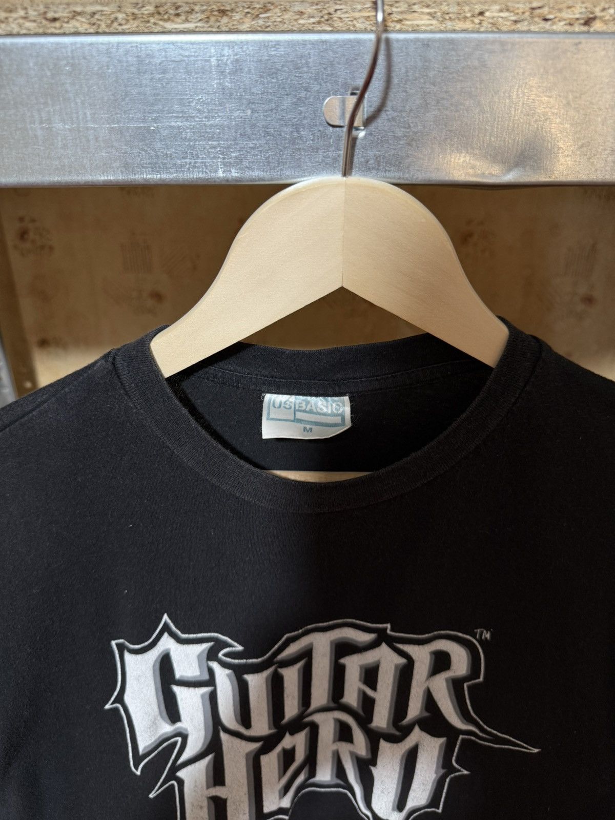 Band Tees × Vintage Vintage 2000’s Guitar Hero On Tour Retro Band Rock T-Shirt Size US XL / EU 56 / 4 - 5 Thumbnail