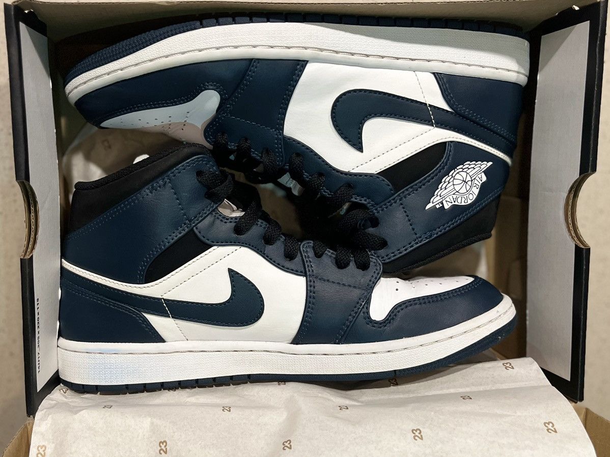 Nike Air Jordan 1 Mid Armory Navy Size US 9 / EU 42 - 1 Thumbnail