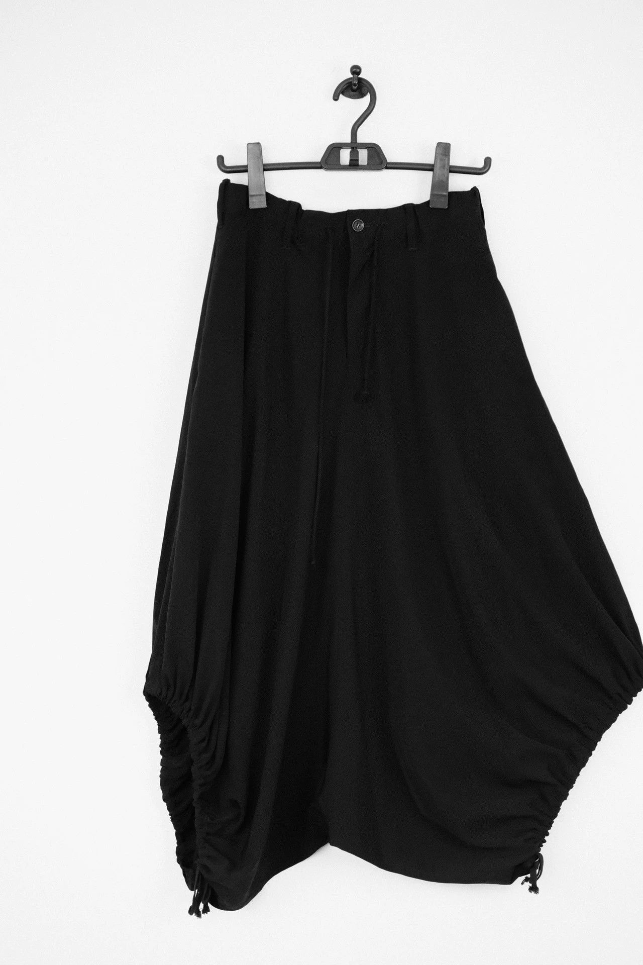 Yohji Yamamoto Yohji Yamamoto 19SS Vtg Triacetate Wide-Leg Pants Unisex Size 26" / US 2 / IT 38 - 2 Thumbnail