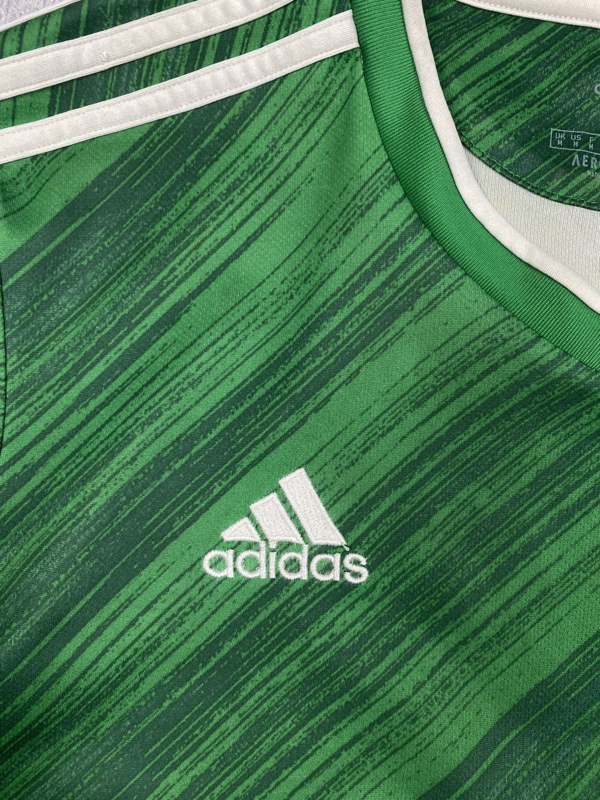 Adidas Adidas Northern Ireland 2020-22 Home Football Shirt Jersey Size US M / EU 48-50 / 2 - 6 Thumbnail