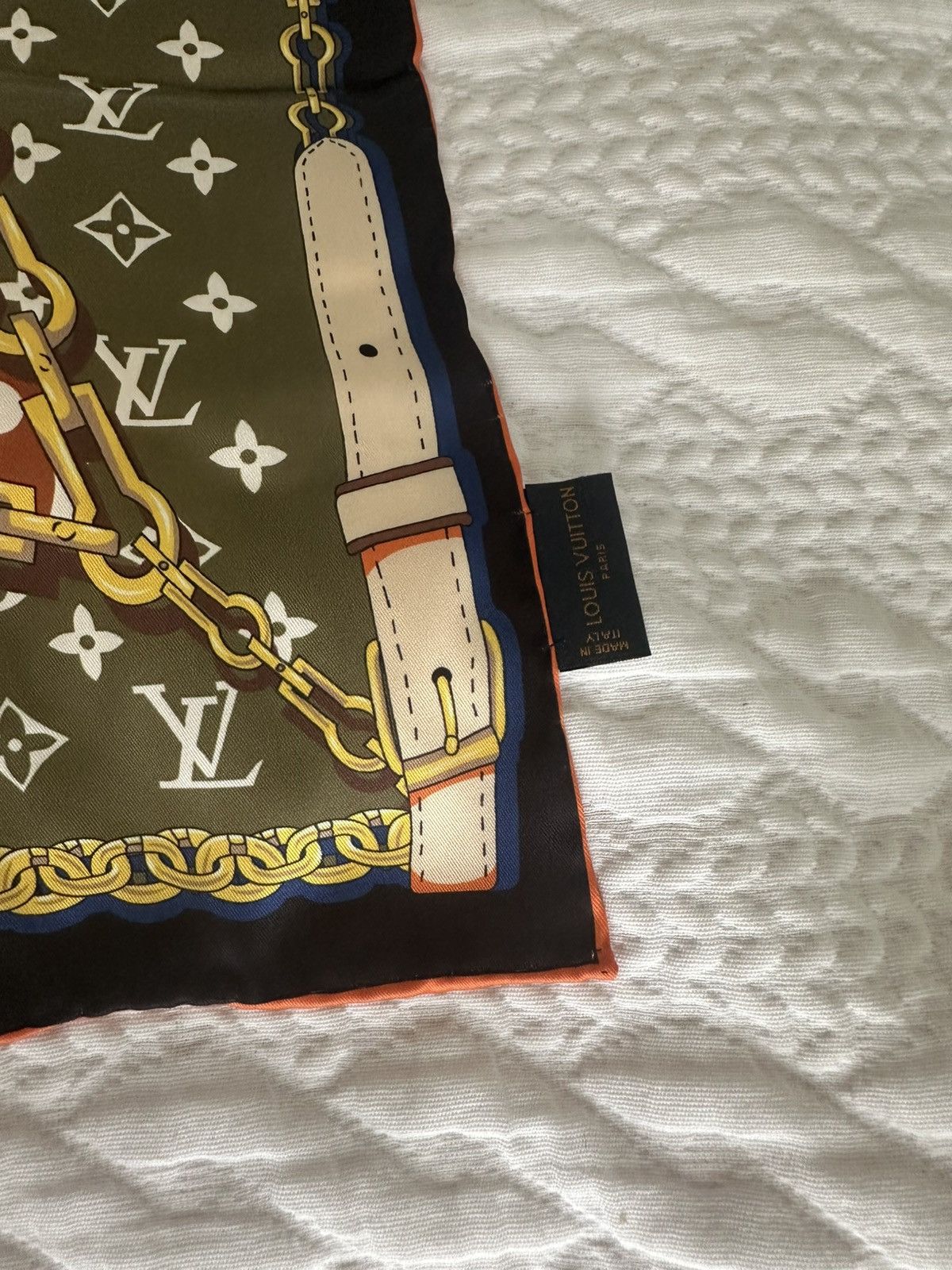Louis Vuitton Silk scarf Louis Vuitton Size ONE SIZE - 5 Thumbnail