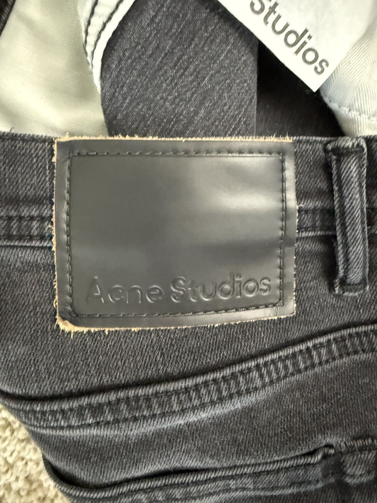 Acne Studios Acne Studios Black Faded Slim Tapered Jeans Size US 33 - 5 Thumbnail