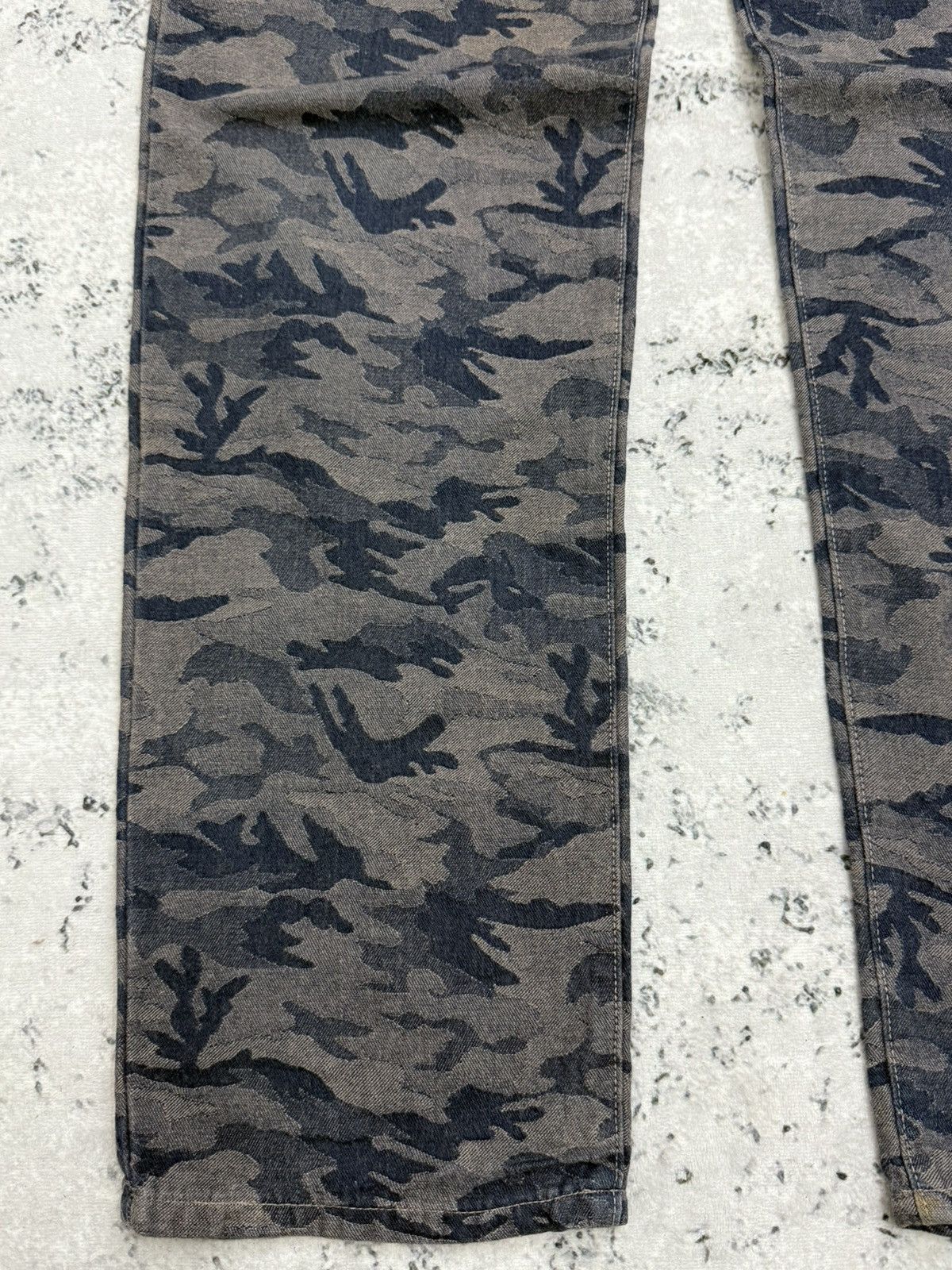 Vintage CHIPIE Jeans Grey Camo Denim Pants Straight Relaxed Fit Size US 29 - 7 Thumbnail