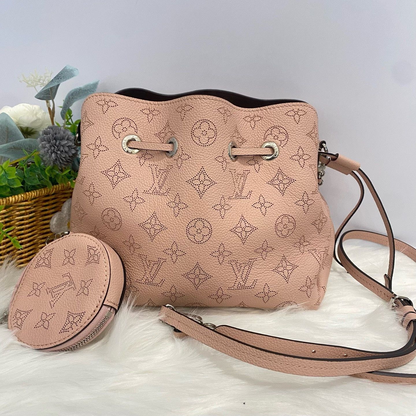 Louis Vuitton Pre-loved Bag Very good condition Size ONE SIZE - 1 Thumbnail