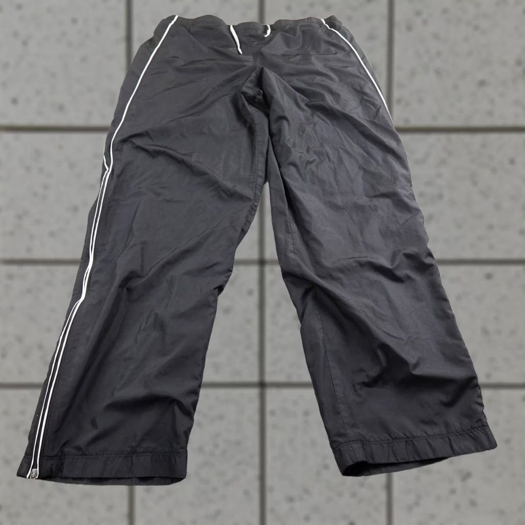 Nike Nike Pants Womens XL Black Track Pants Adult Regular Fit with Pockets, Drawstring Waist, Fleece, Y2K VTG Gym Jogger Size 40" / US 18 - 1 Thumbnail