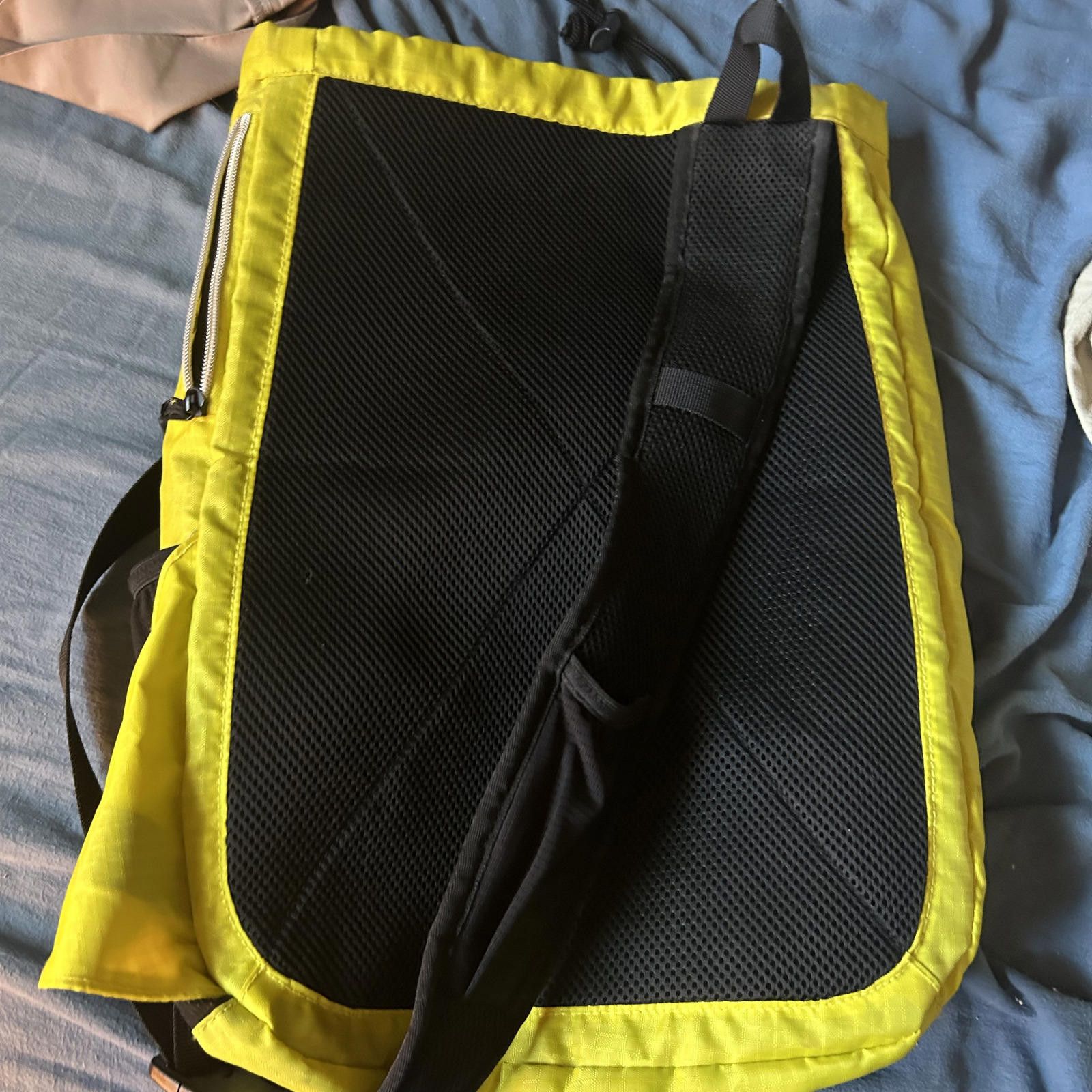 Welcome Skateboards Bright Yellow WEL Skiing Backpack - Carry Your Stuff n style Size ONE SIZE - 3 Thumbnail