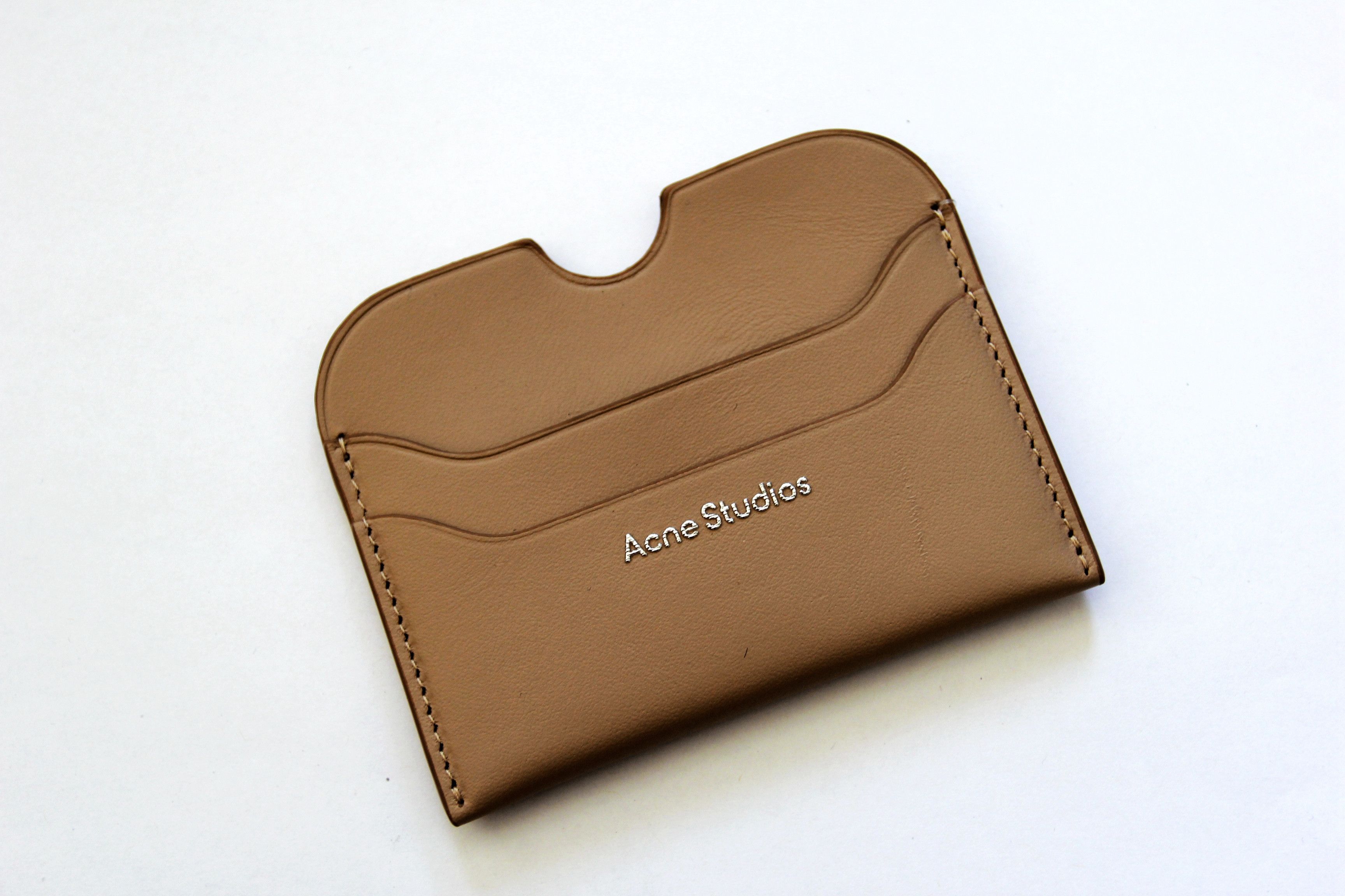 Acne Studios BNWT AW24 ACNE STUDIOS CARDHOLDER TAN Size ONE SIZE - 1 Thumbnail