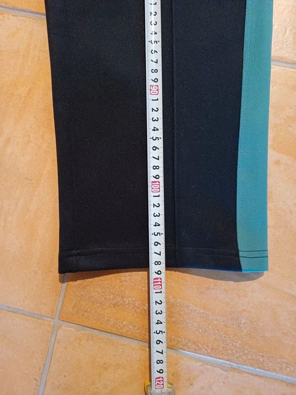 Converse Converse x Liverpool sweatpants Size US 38 / EU 54 - 9 Thumbnail