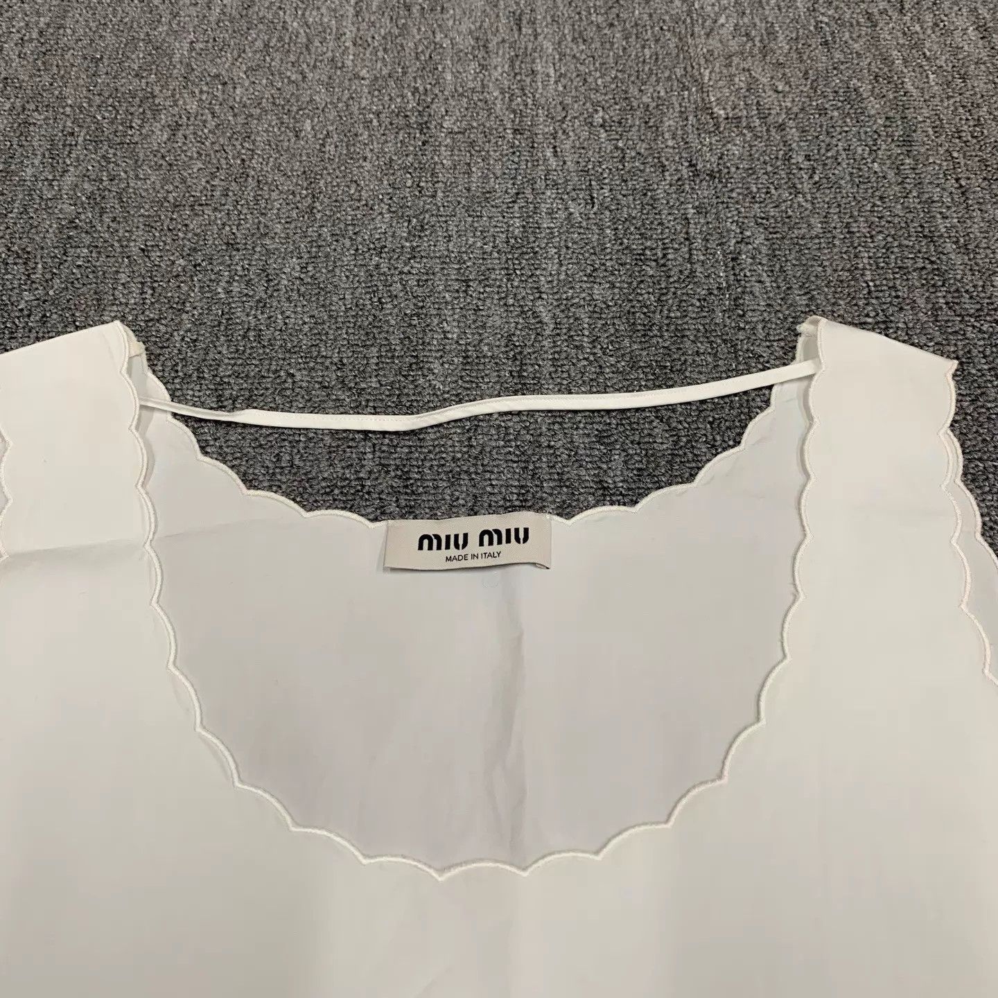 Miu Miu MIU MIU Women's White Embroidered Logo Cami Top EU 40 Size S / US 4 / IT 40 - 8 Thumbnail
