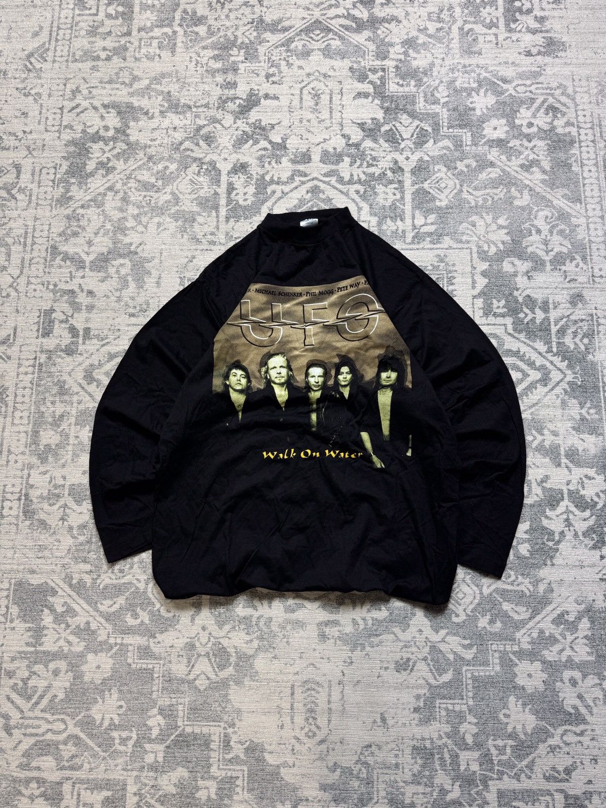 Band Tees 💥Vintage UFO Walk On Water Tour 1998 Rock Merch Longsleeve Size US L / EU 52-54 / 3 - 1 Thumbnail