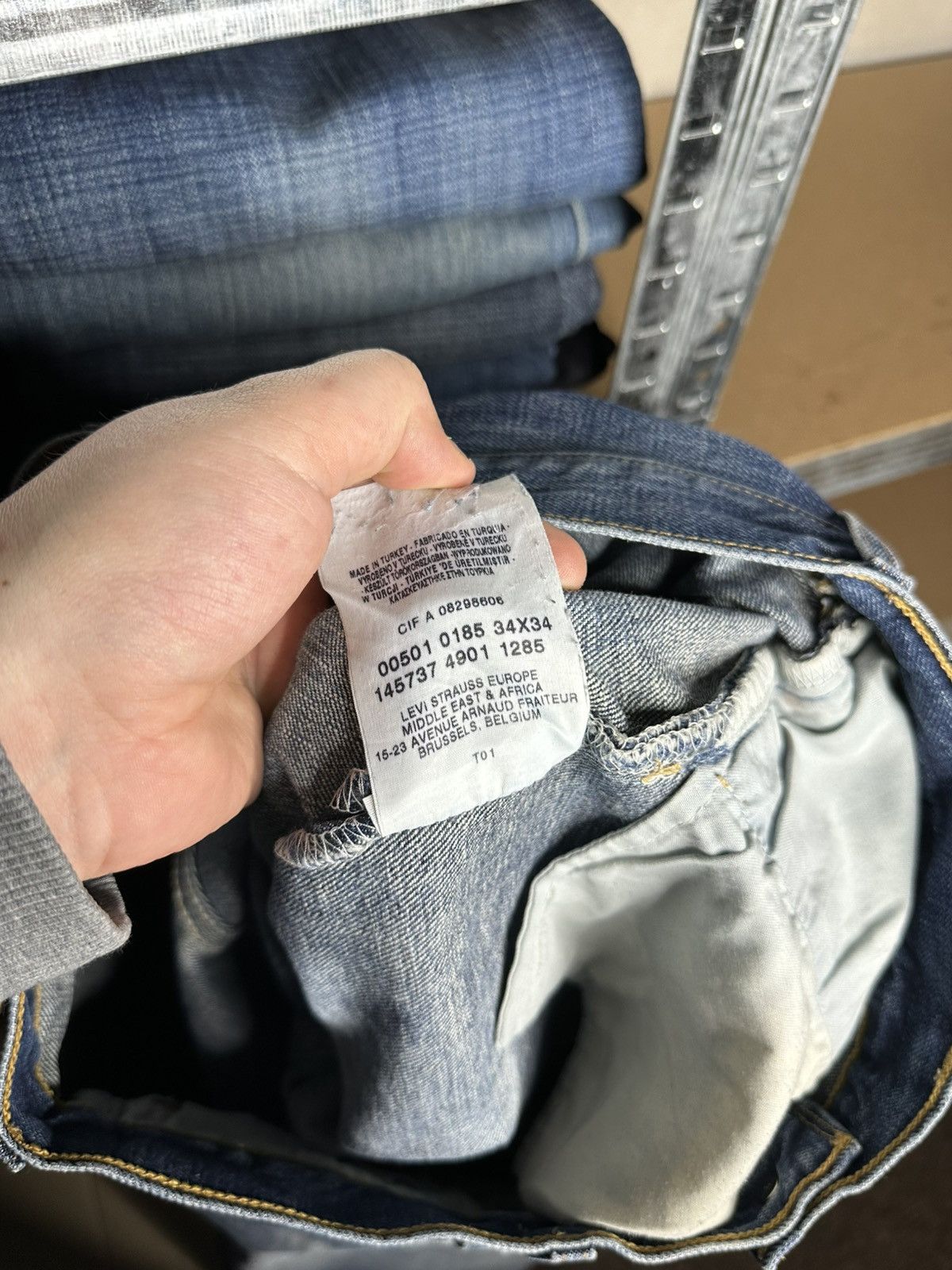 Levi's Levi's 501 Men's Jeans W34 L34 Blue Denim Distressed Pants Size US 34 / EU 50 - 12 Thumbnail