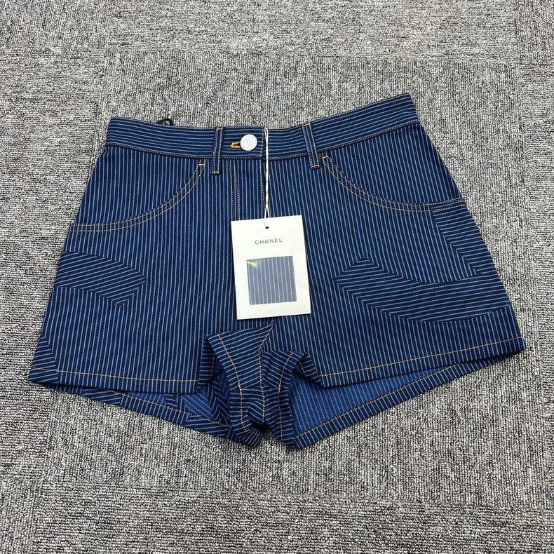 Chanel Chanel Blue Black Stripe Denim Shorts - dmc Size US 36 / EU 52 - 1 Thumbnail