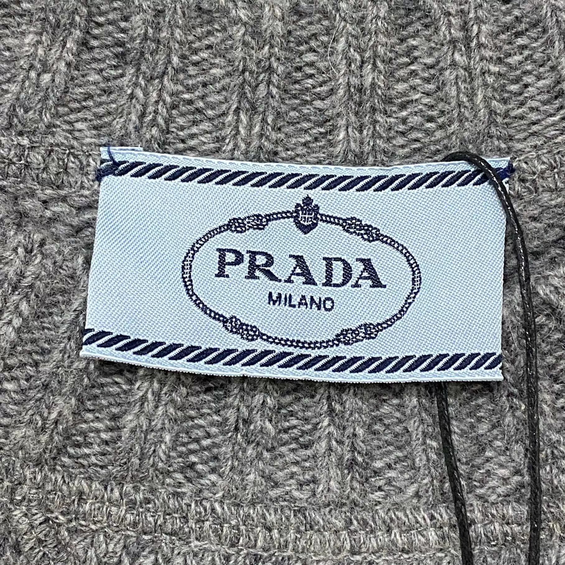 Prada PRADA Slogan Logo Crewneck Sweater 38 Size XS / US 0-2 / IT 36-38 - 4 Thumbnail