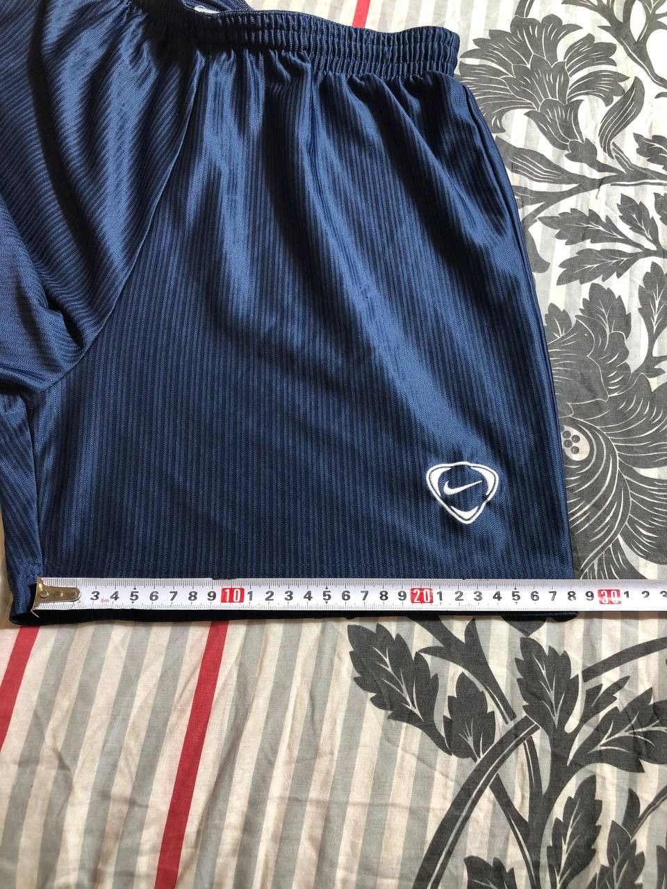 Nike × Vintage Vintage Nike Court nylon shorts Size US 30 / EU 46 - 2 Thumbnail