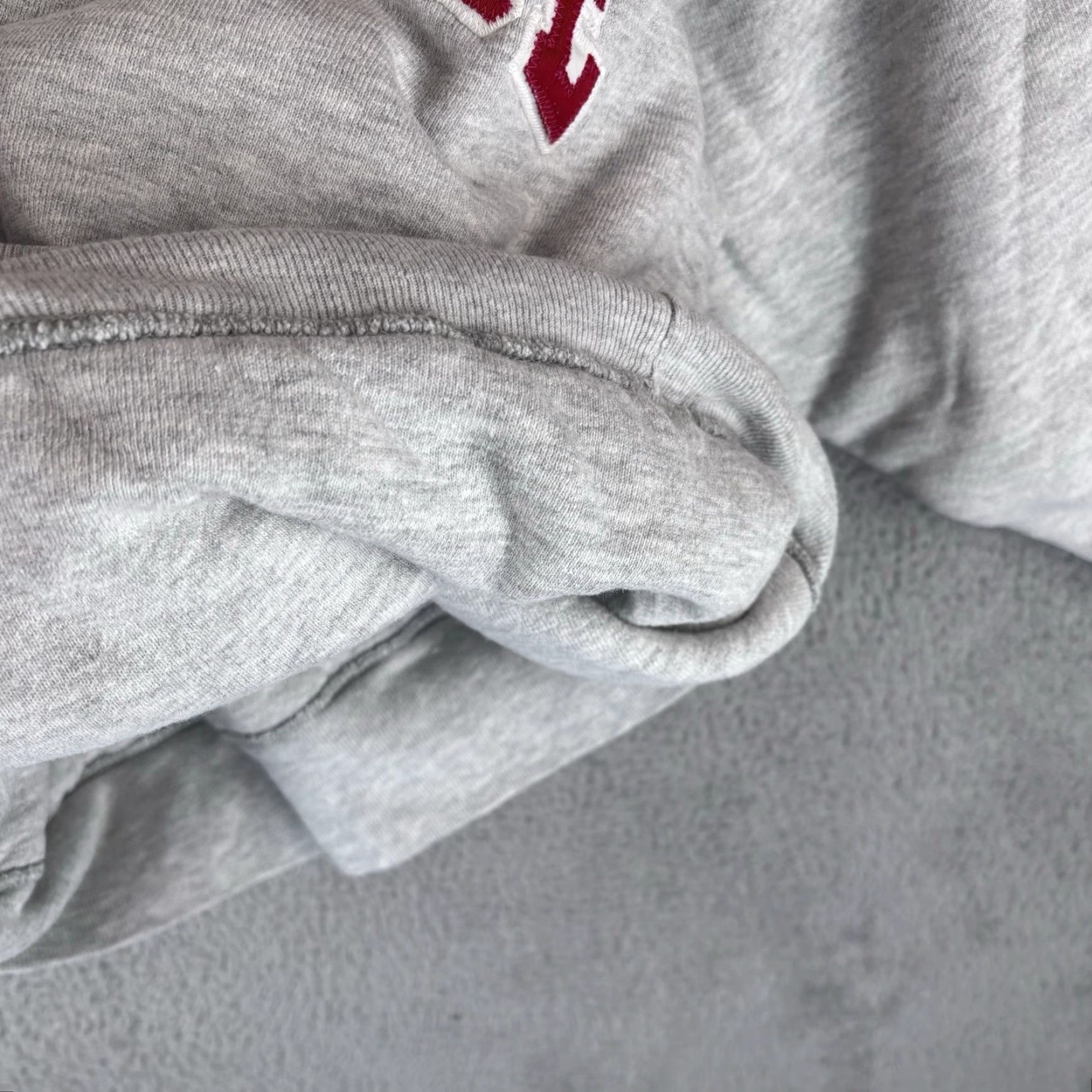 Champion VINTAGE Champion Sweatshirt Men L Gray Heavyweight 80s College University Reverse Weave 80s Size US L / EU 52-54 / 3 - 6 Thumbnail