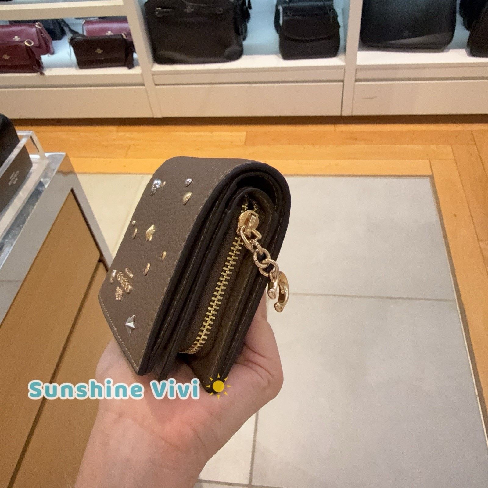 Coach NWT Coach Snap Wallet Rivets CDM38 leather/Gold/Dark Stone Size ONE SIZE - 6 Thumbnail