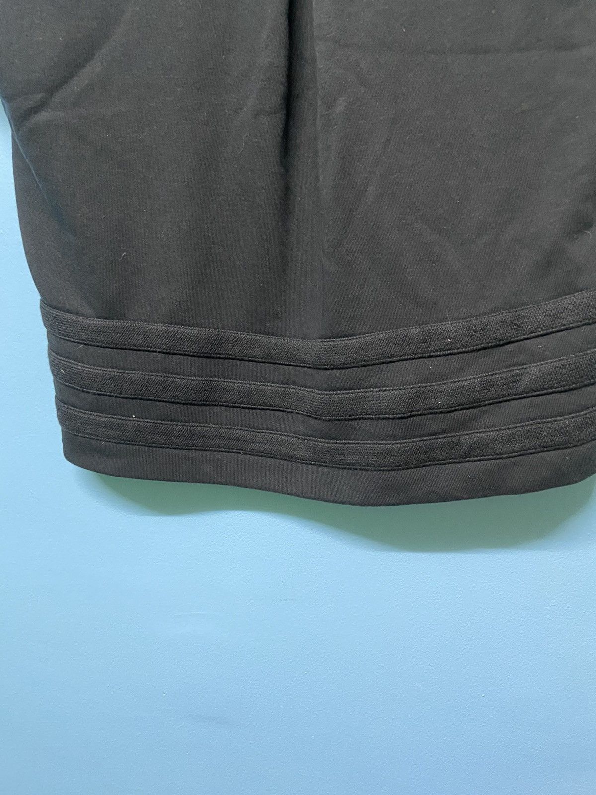 Adidas Adidas three stripes sleeveless crop Size US L / EU 52-54 / 3 - 5 Thumbnail